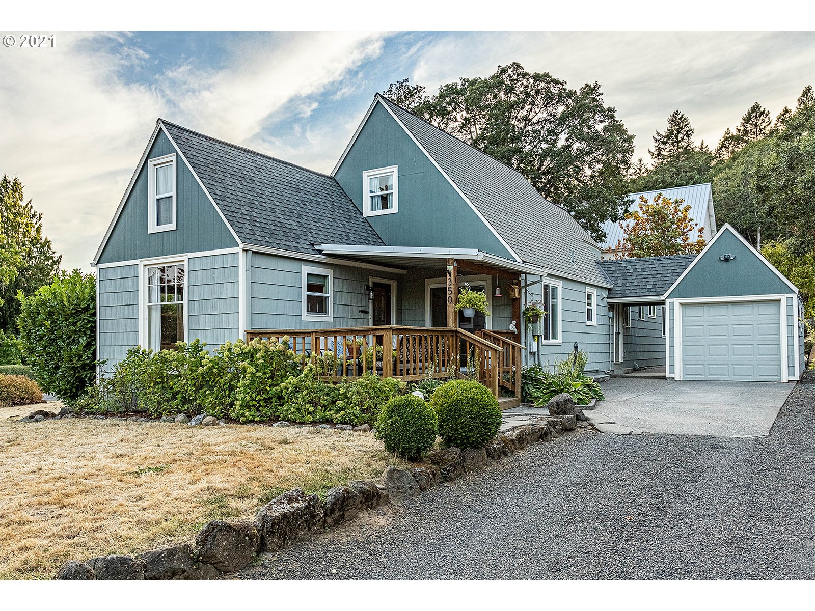 41 PRIVATE LAKE RD, White Salmon WA 98672 House for Sale in White