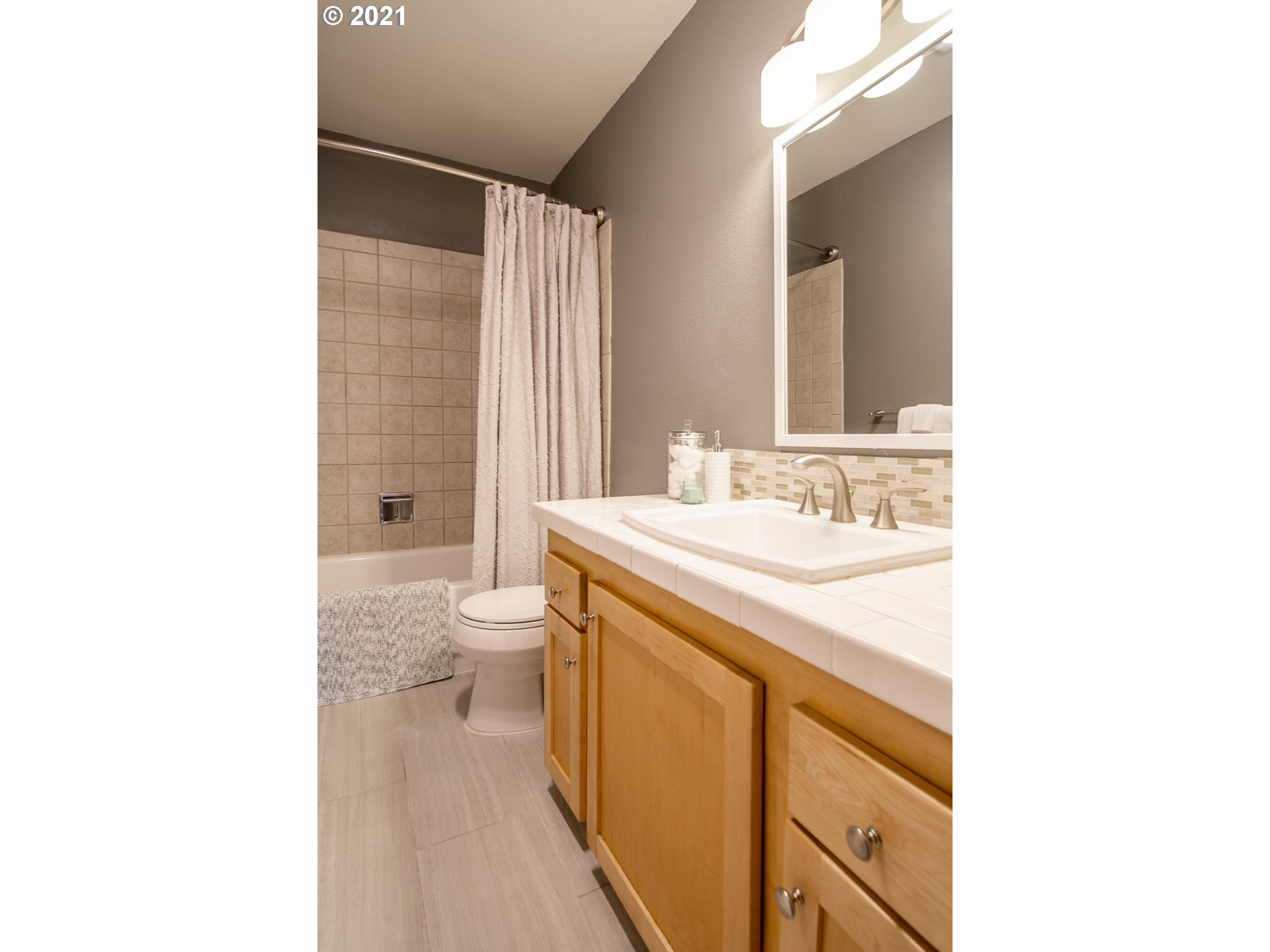Photo #5: 21694148 Listing 