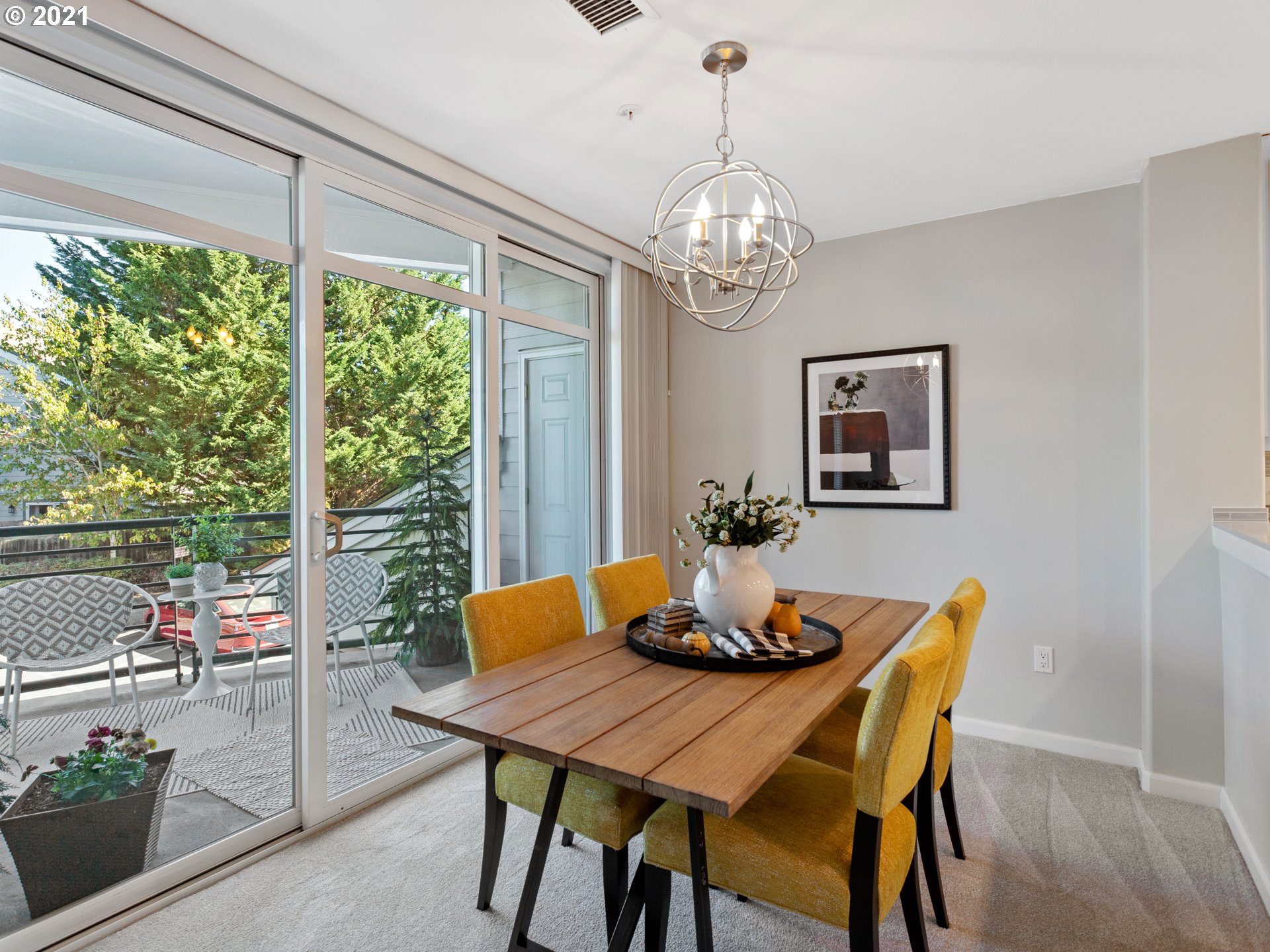 Photo #3: 21695771 Listing 