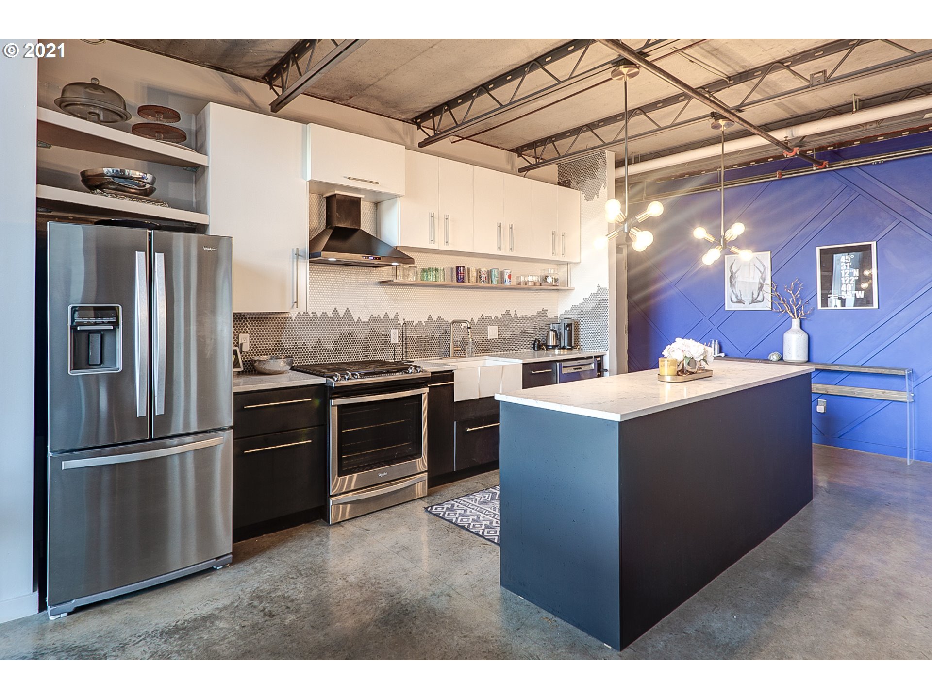Photo #4: 21696908 Listing 