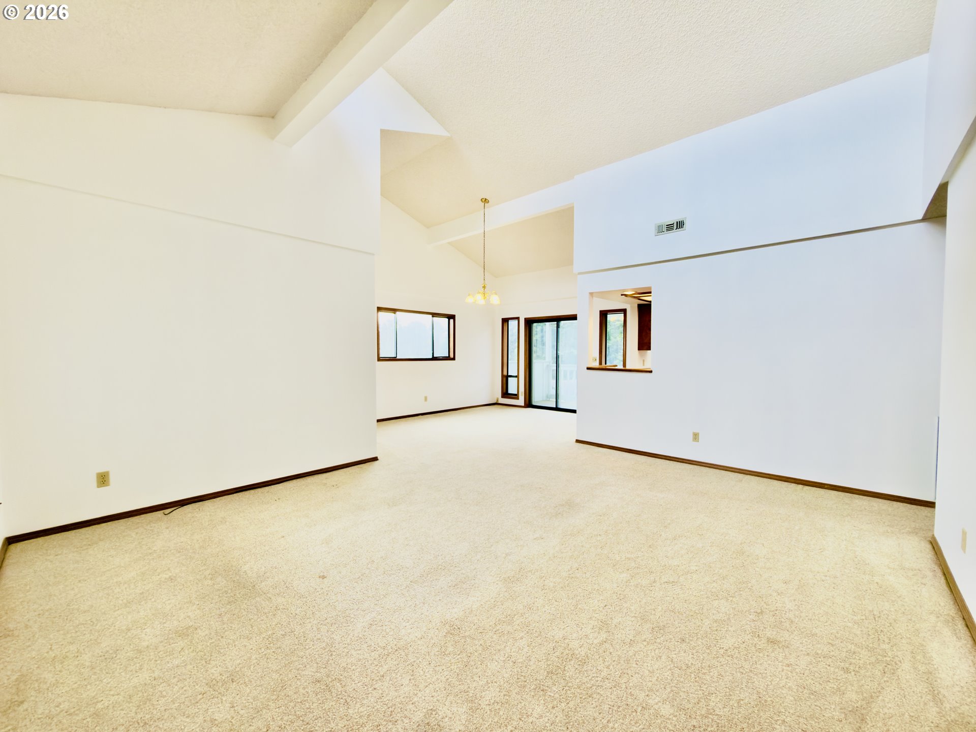 825 BROOKHAVEN DR UNIT B, Brookings, OR, 97415