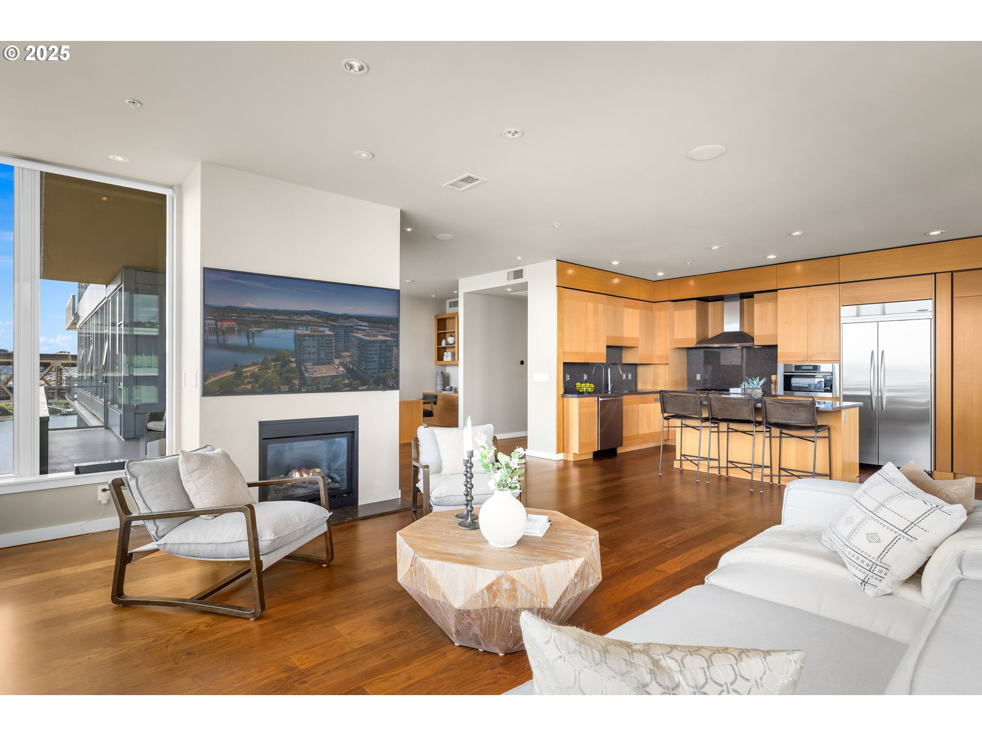 Photo #6: 217056051 Listing 