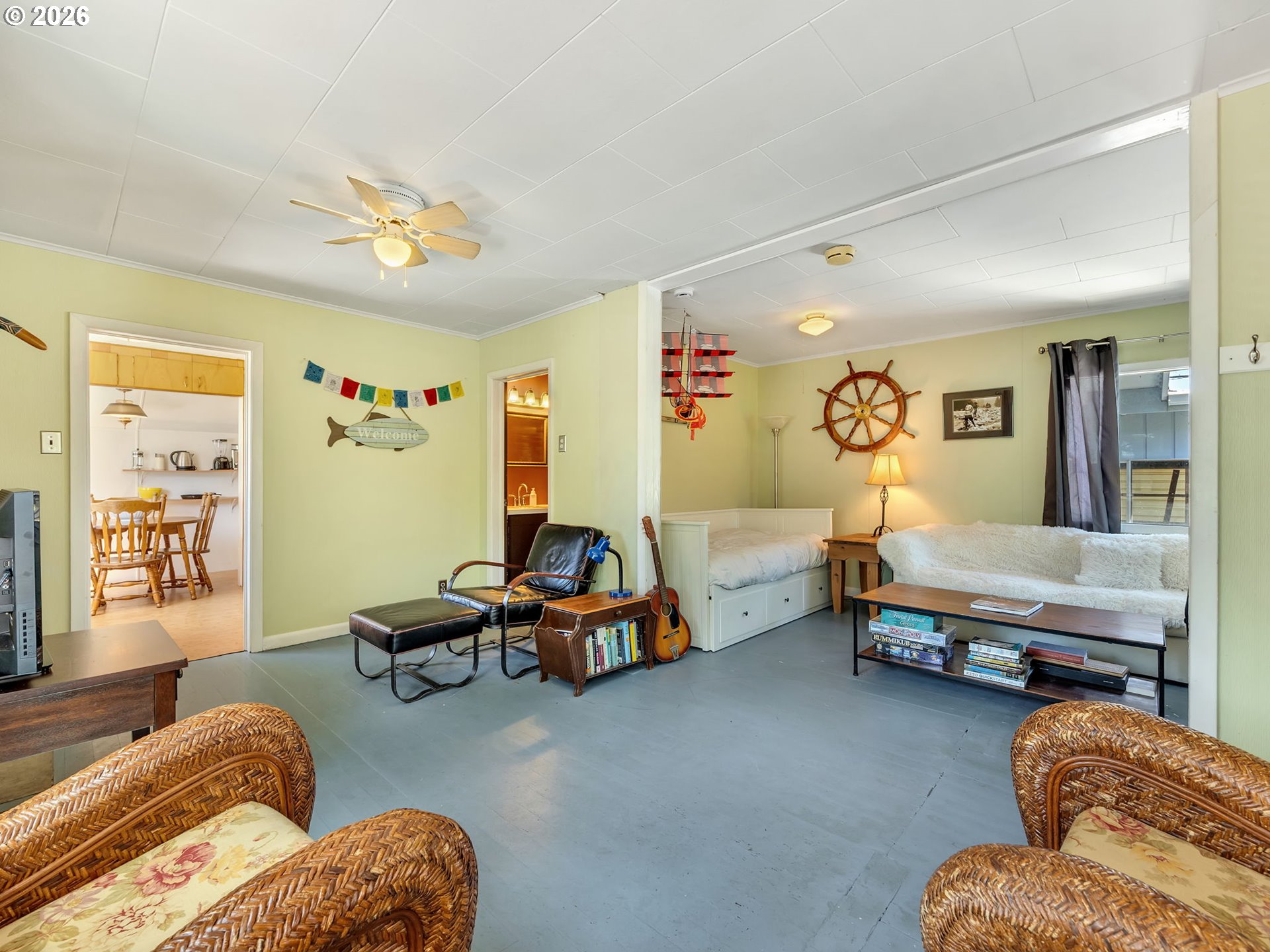 337 6TH AVE, Seaside, OR, 97138