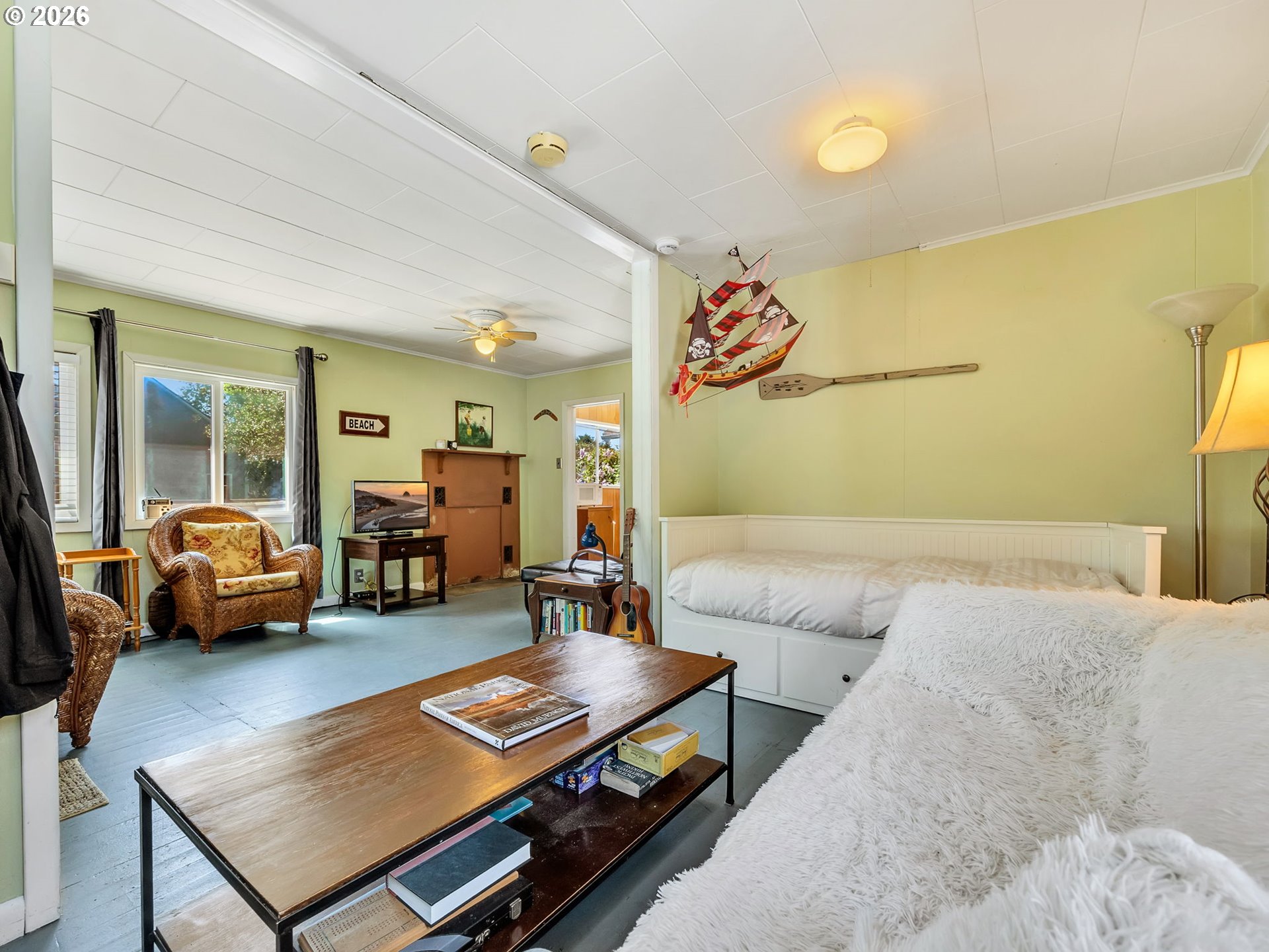 337 6TH AVE, Seaside, OR, 97138