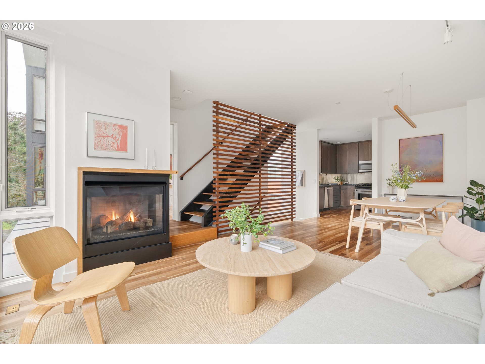 Photo #6: 217997873 Listing: Photo #6