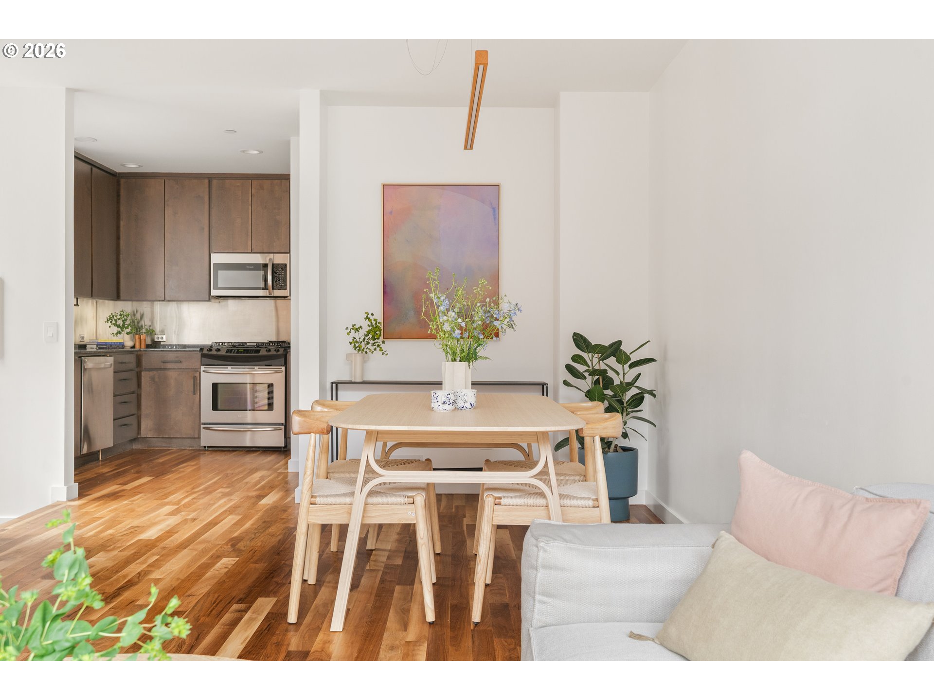 Photo #7: 217997873 Listing: Photo #7