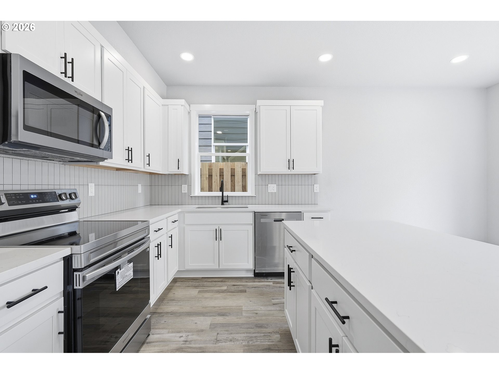 Photo #12: 218180409 Listing: Photo #12