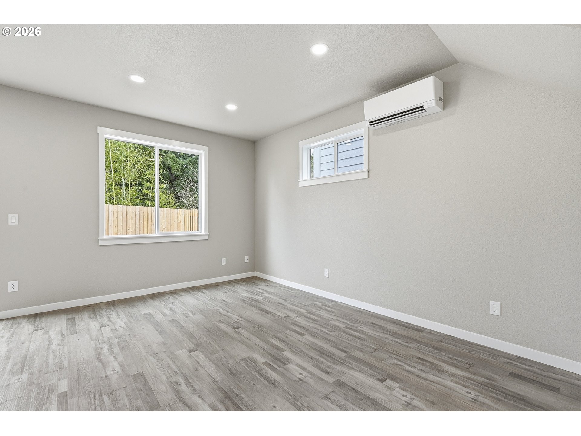 Photo #6: 218180409 Listing: Photo #6