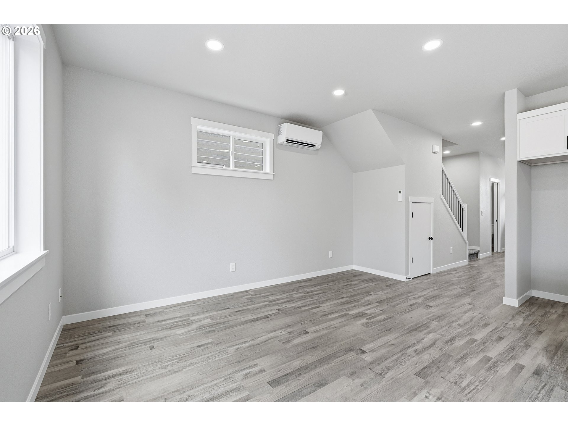 Photo #7: 218180409 Listing: Photo #7