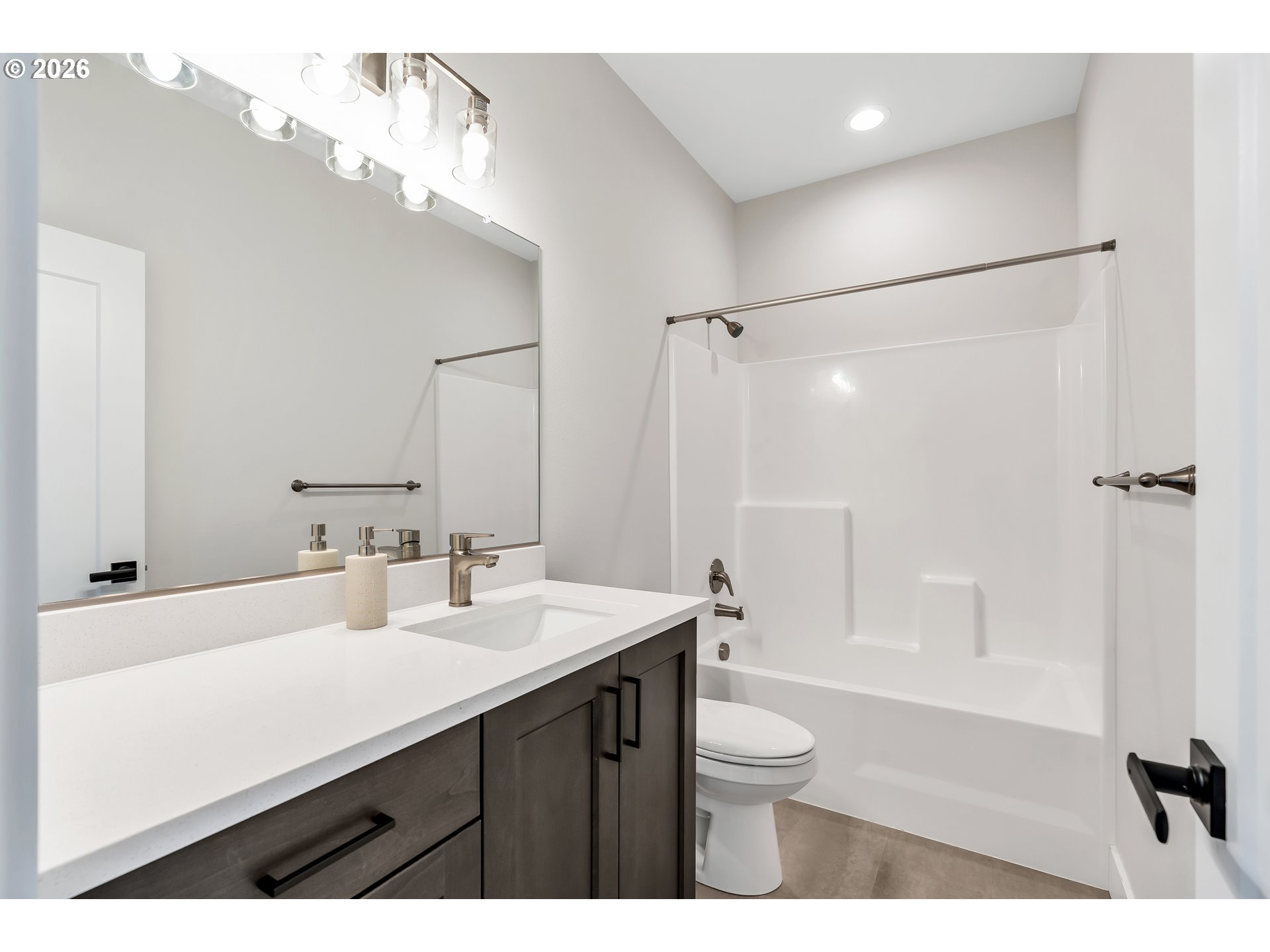 996 E RORK CT, Newberg, OR, 97132