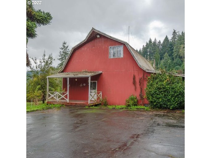 61052 OLD WAGON RD, Coos Bay, OR 97420