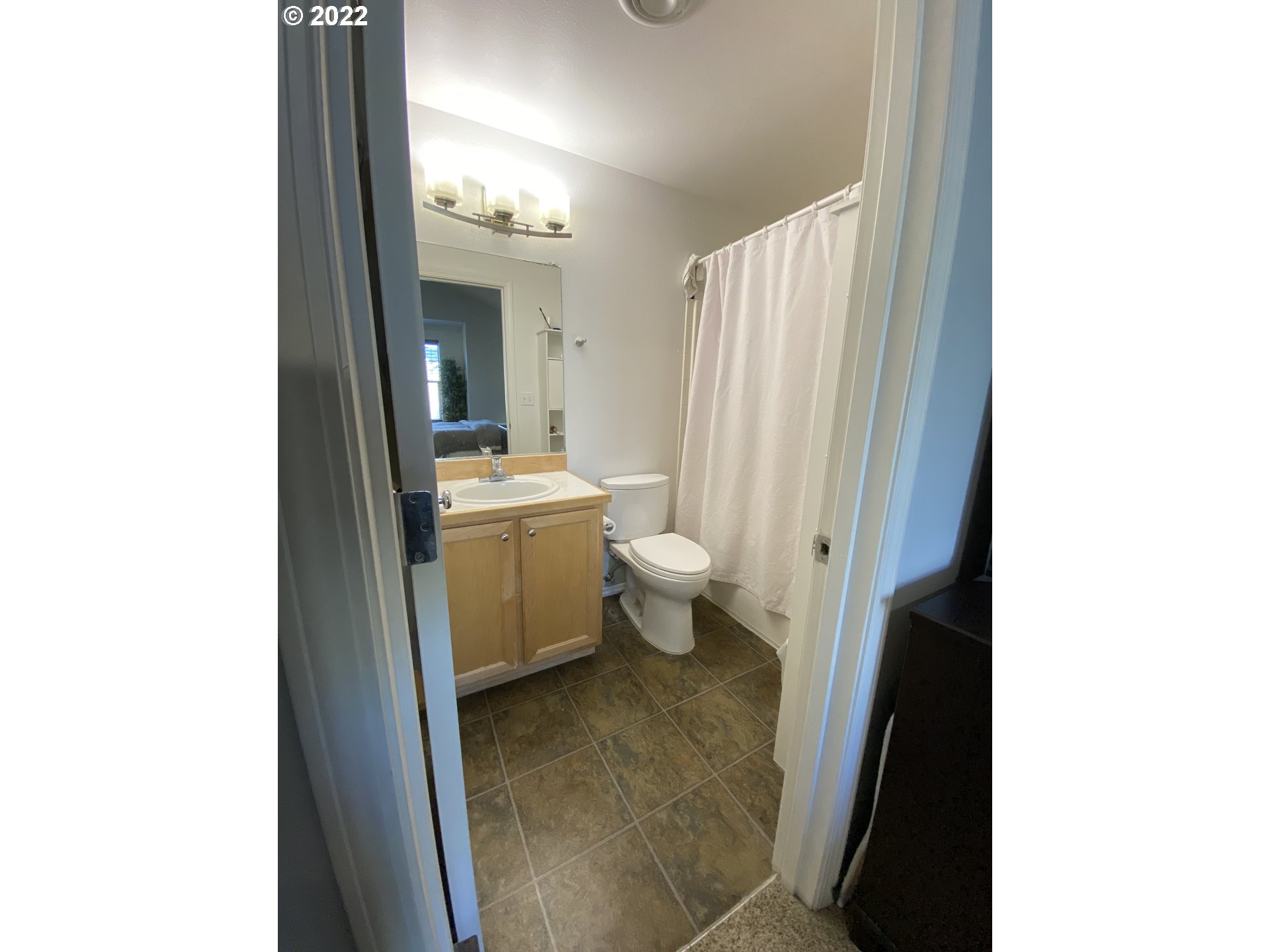 Photo #5: 22020522 Listing 