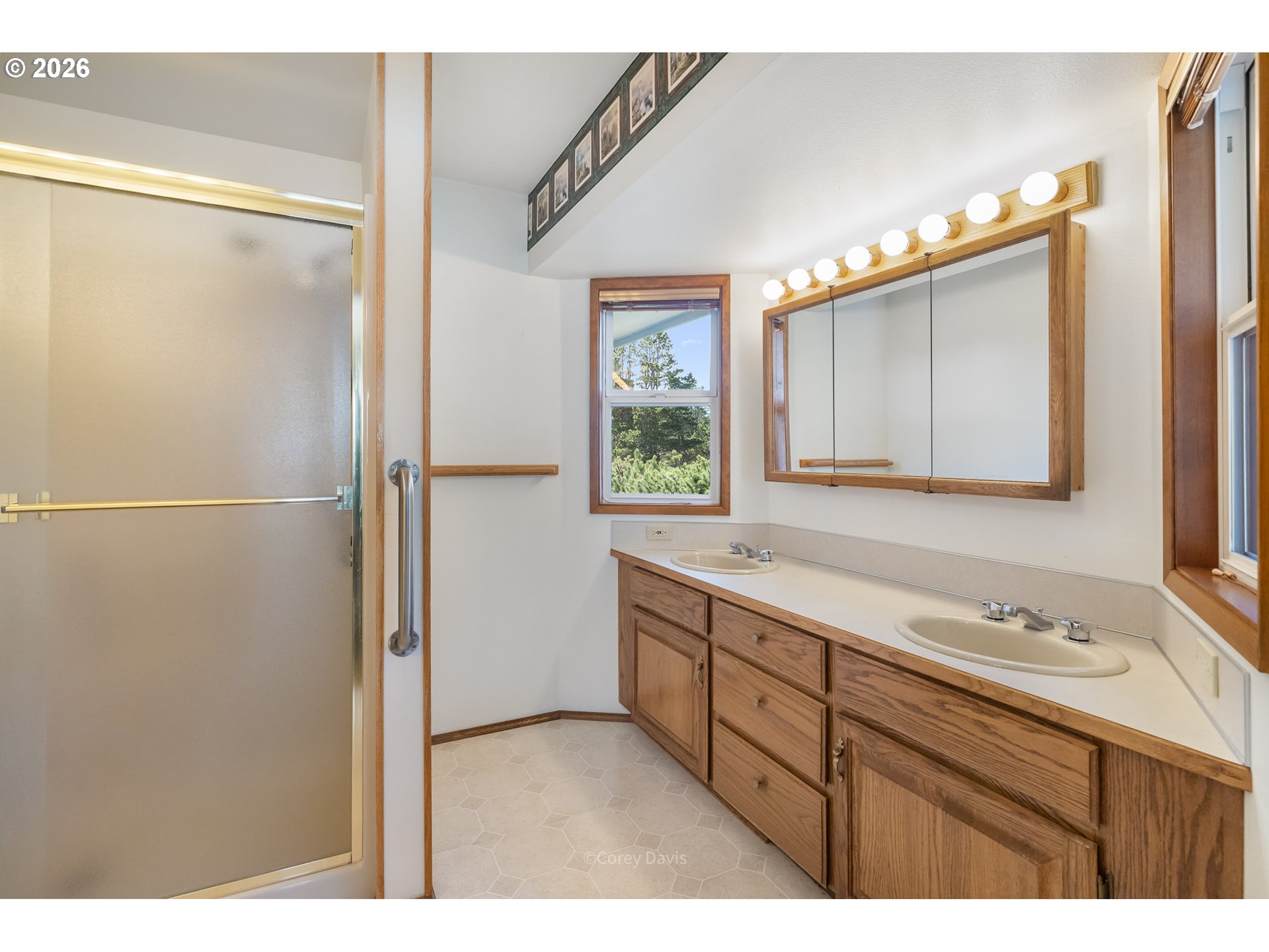 483 BEACH PINE RD, Manzanita, OR, 97130