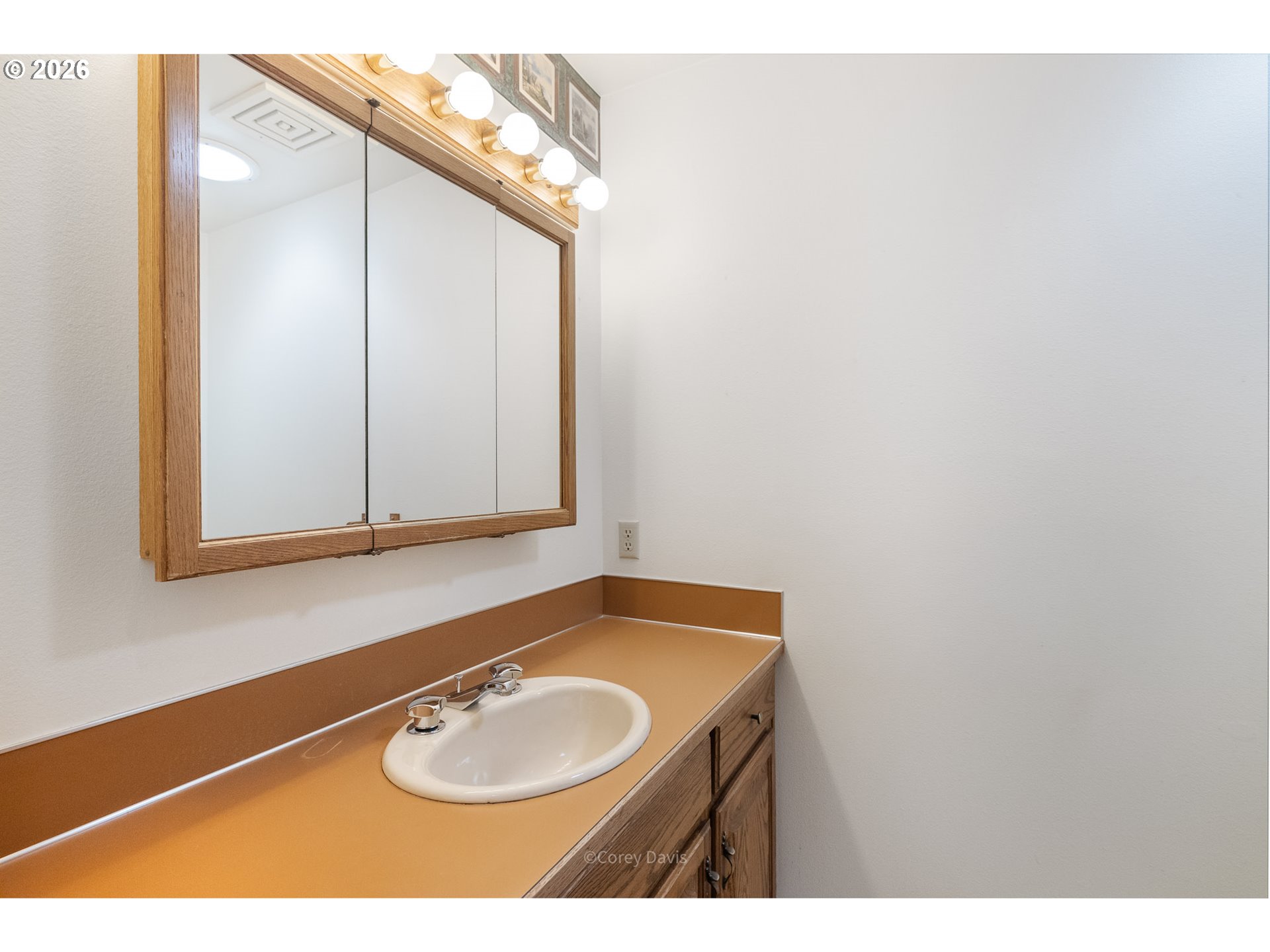 483 BEACH PINE RD, Manzanita, OR, 97130