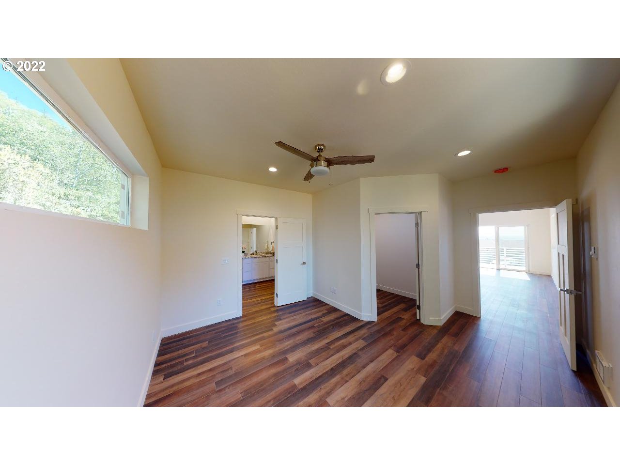 Bedroom, Primary-Upper