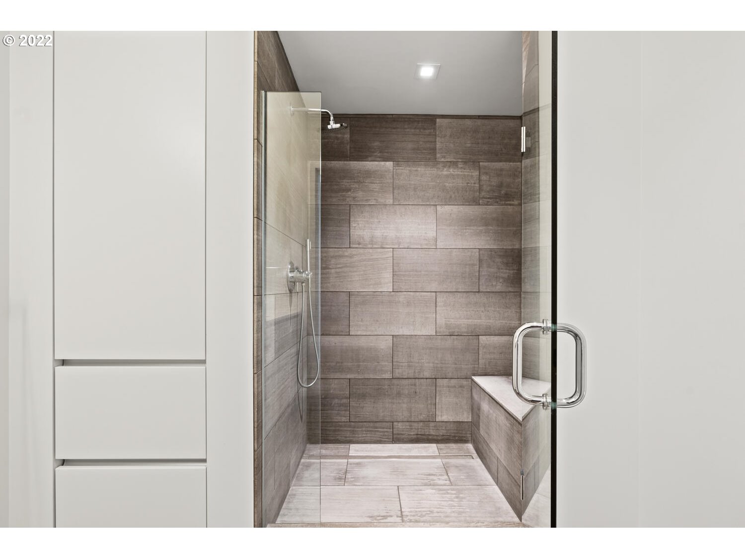 Photo #18 Bathroom