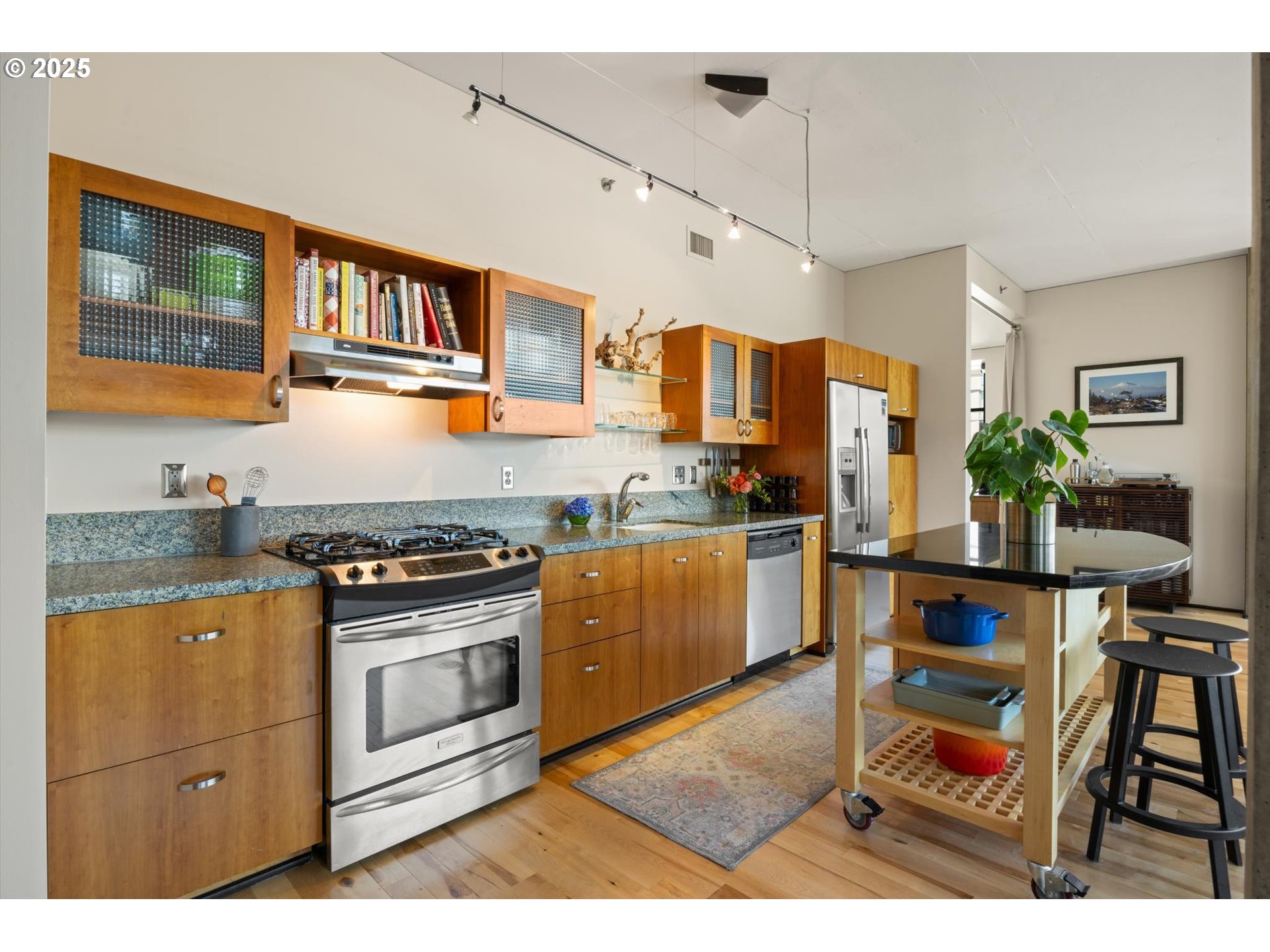 Photo #12: 220564528 Listing: Photo #12
