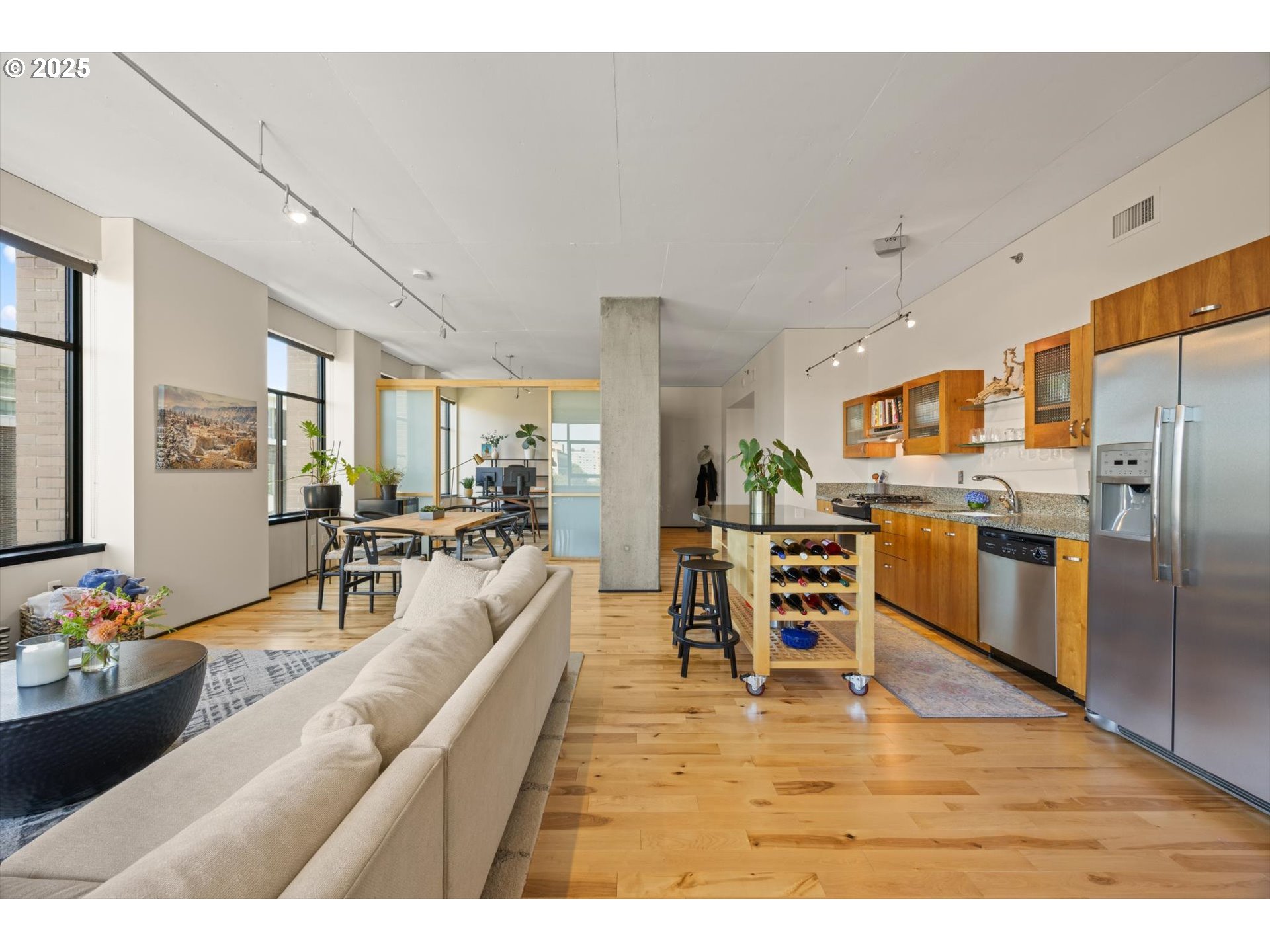 Photo #15: 220564528 Listing: Photo #15