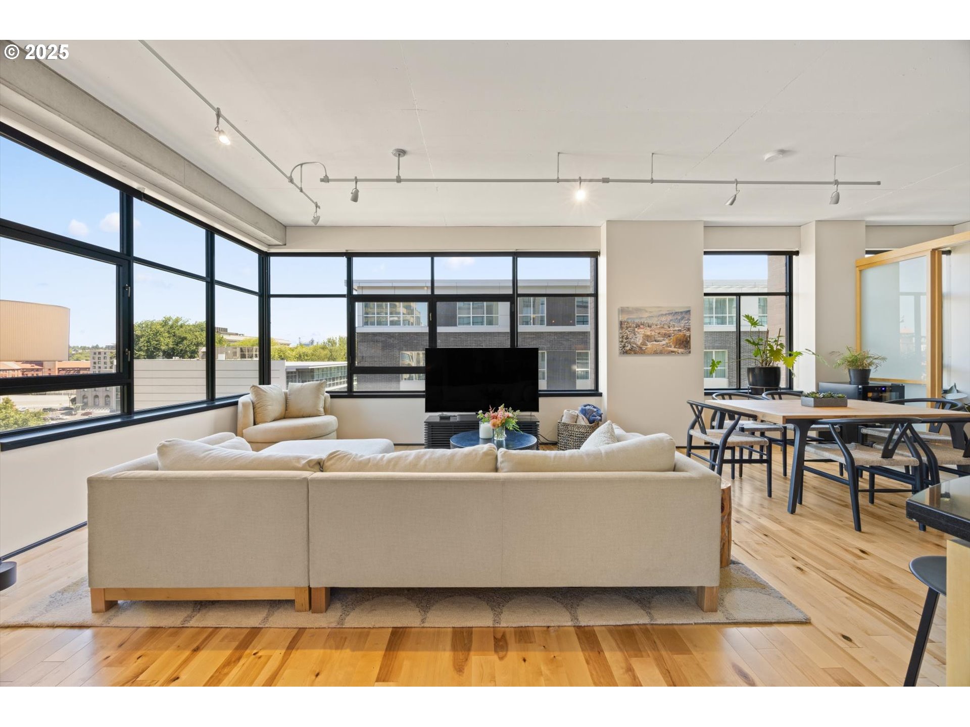 Photo #16: 220564528 Listing: Photo #16