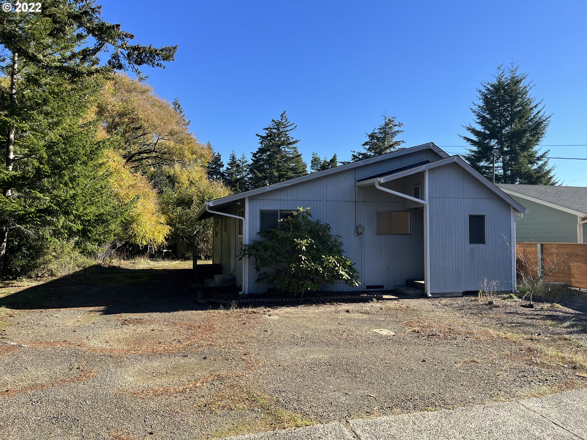 1036 SPRUCE ST, Florence, OR 97439
