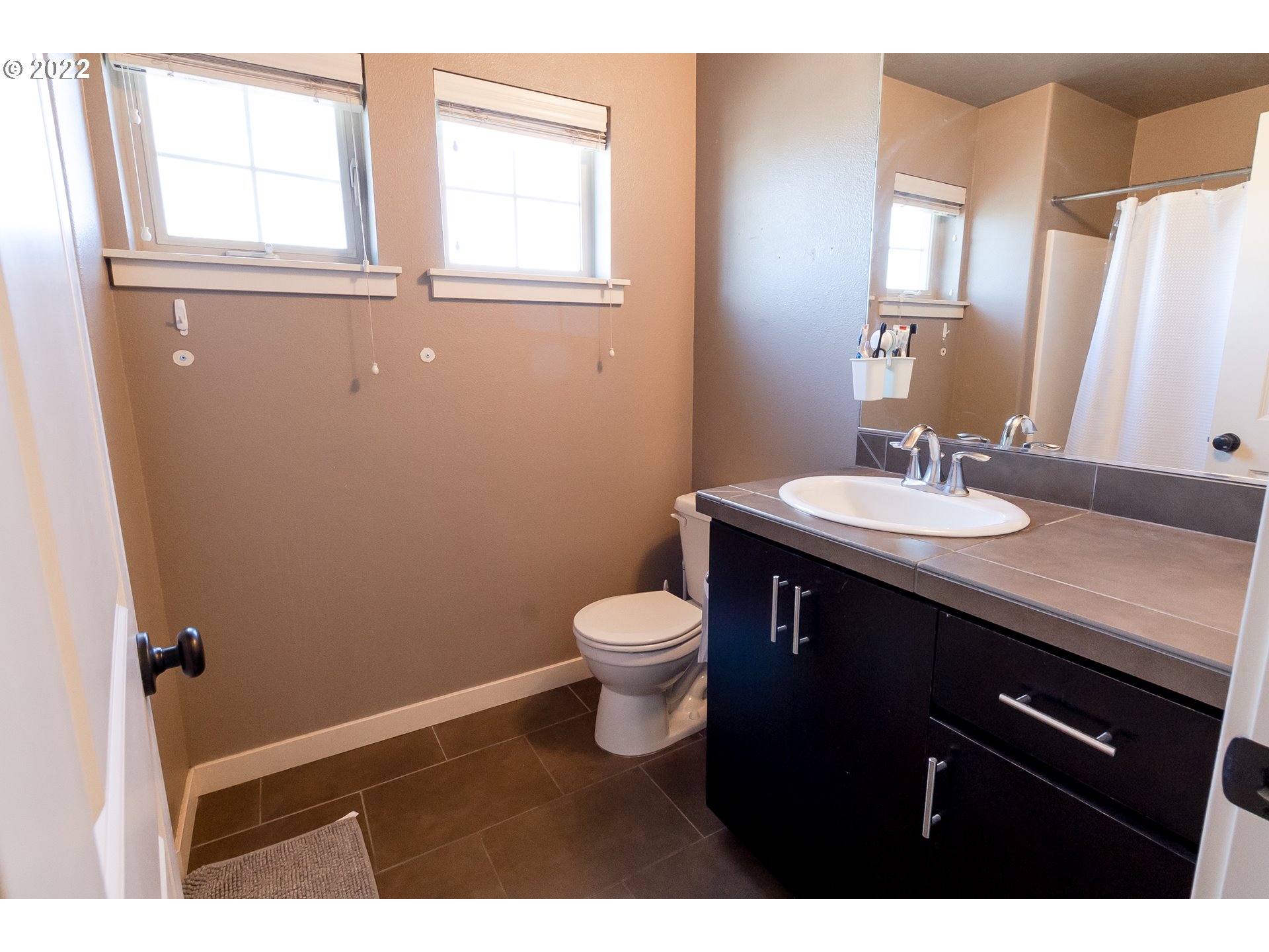 Photo #3: 22070163 Listing 