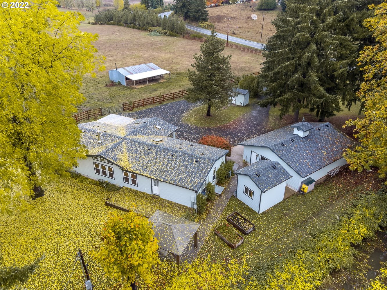 28235 COTTAGE GROVE LORANE RD, Cottage Grove, OR 97424