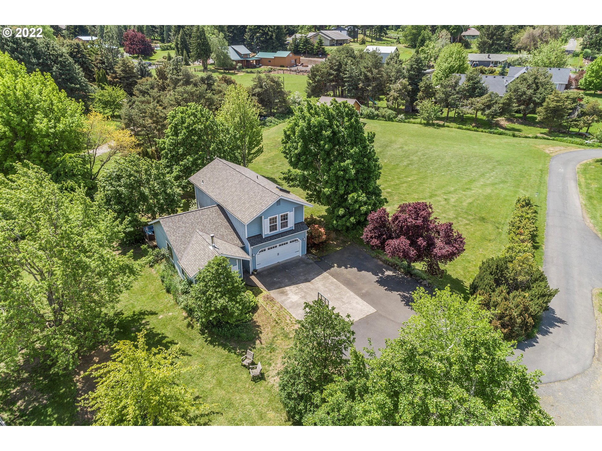 Photo of 1051 CANNON DR Hood River OR 97031