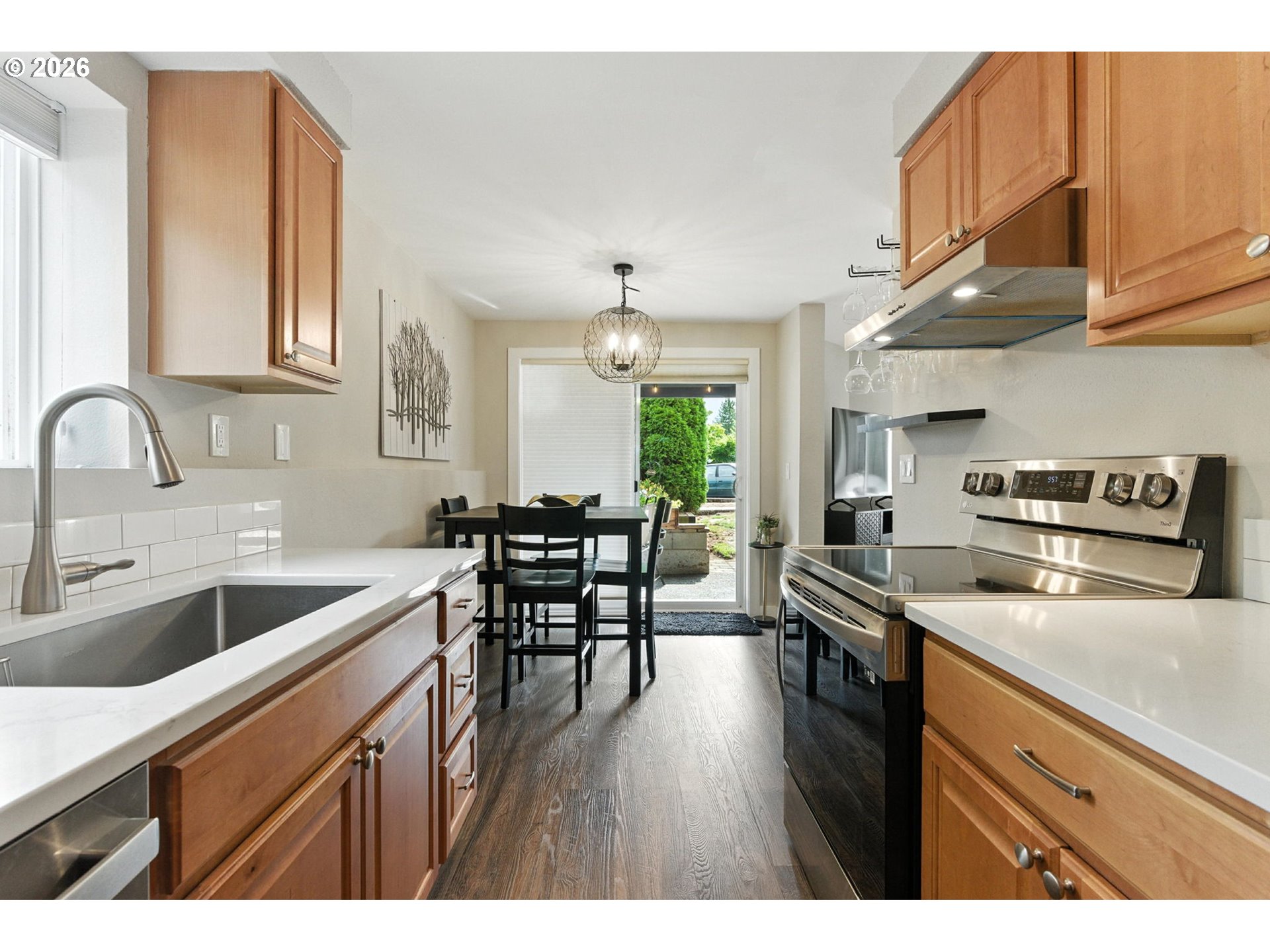 Photo #1: 220774833 Listing: Photo #1