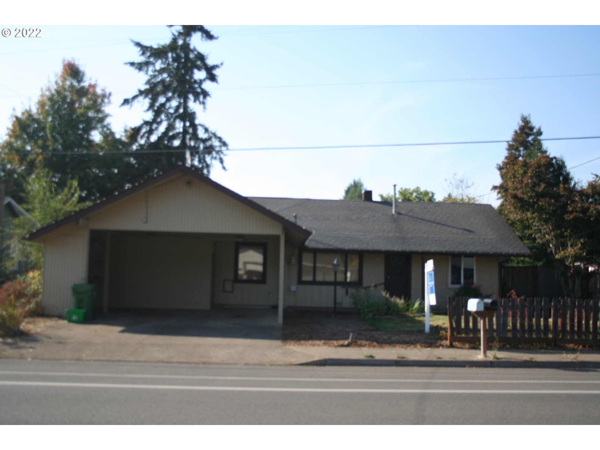 115 S R ST, Cottage Grove, OR 