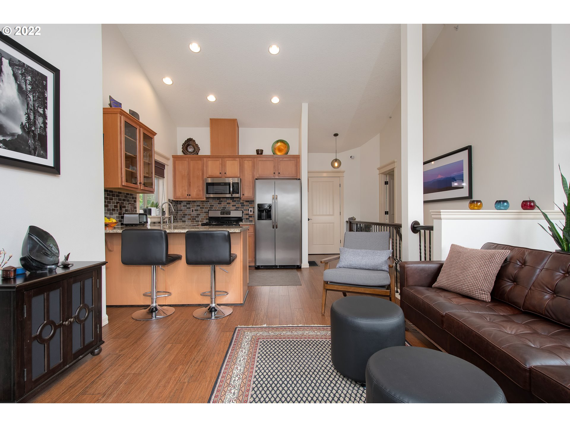 Photo #5: 22086123 Listing 