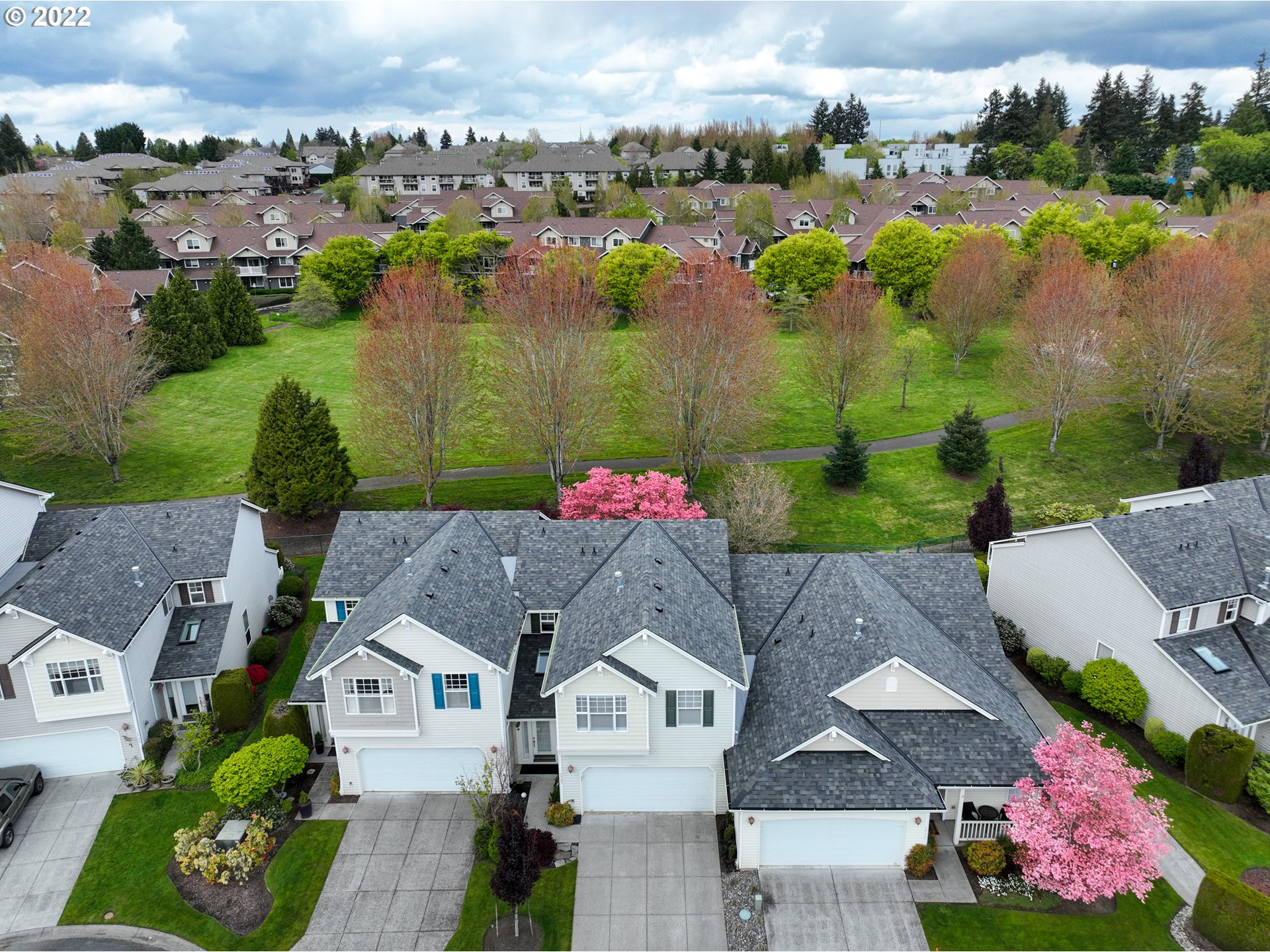 Photo #2: 22086940 Listing 