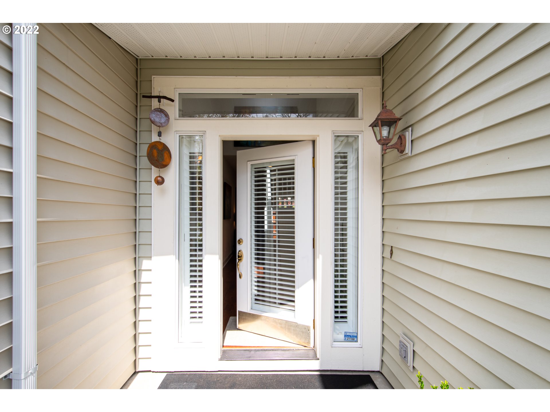 Photo #4: 22086940 Listing 