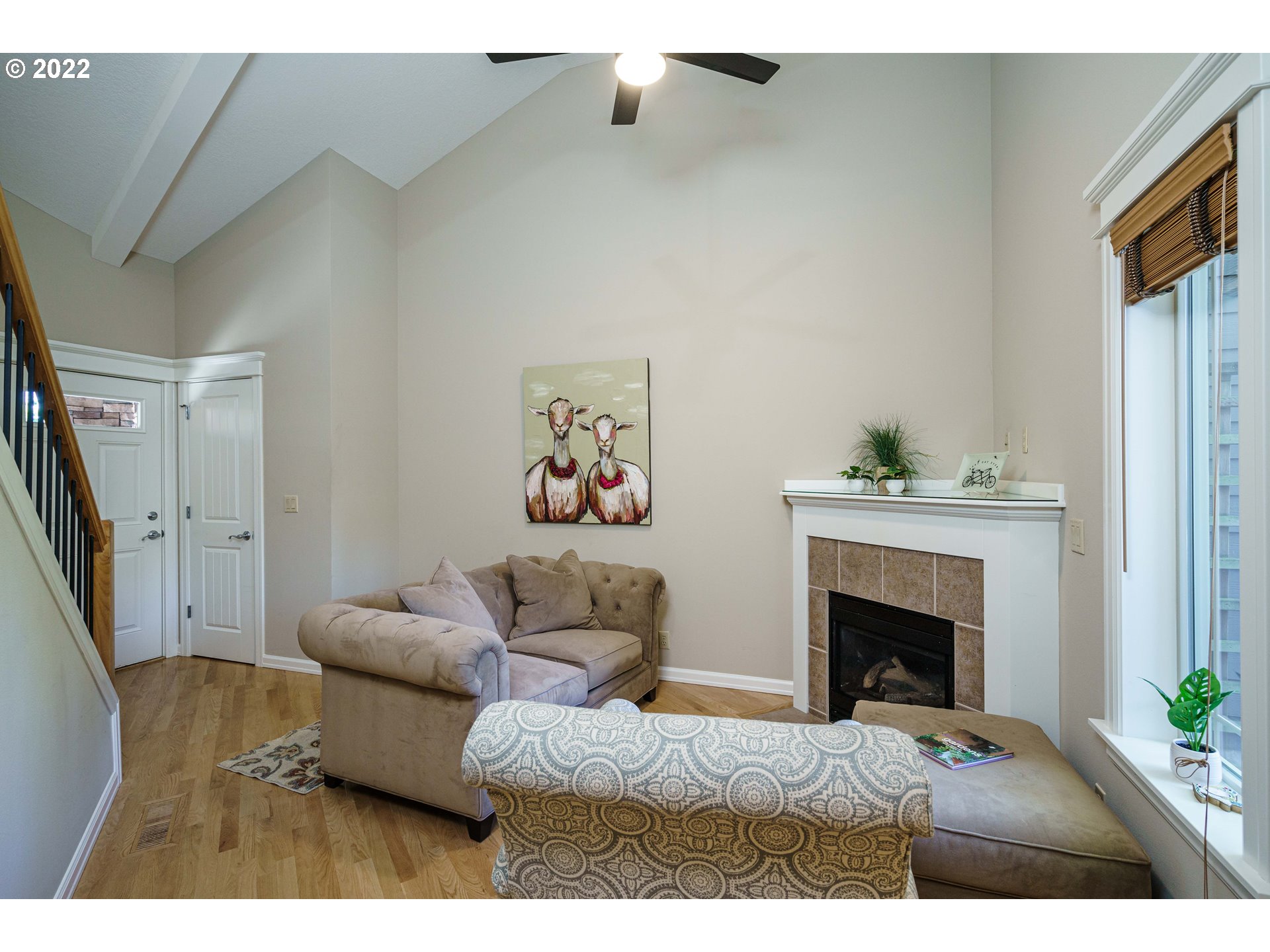 Photo #5: 22090456 Listing 