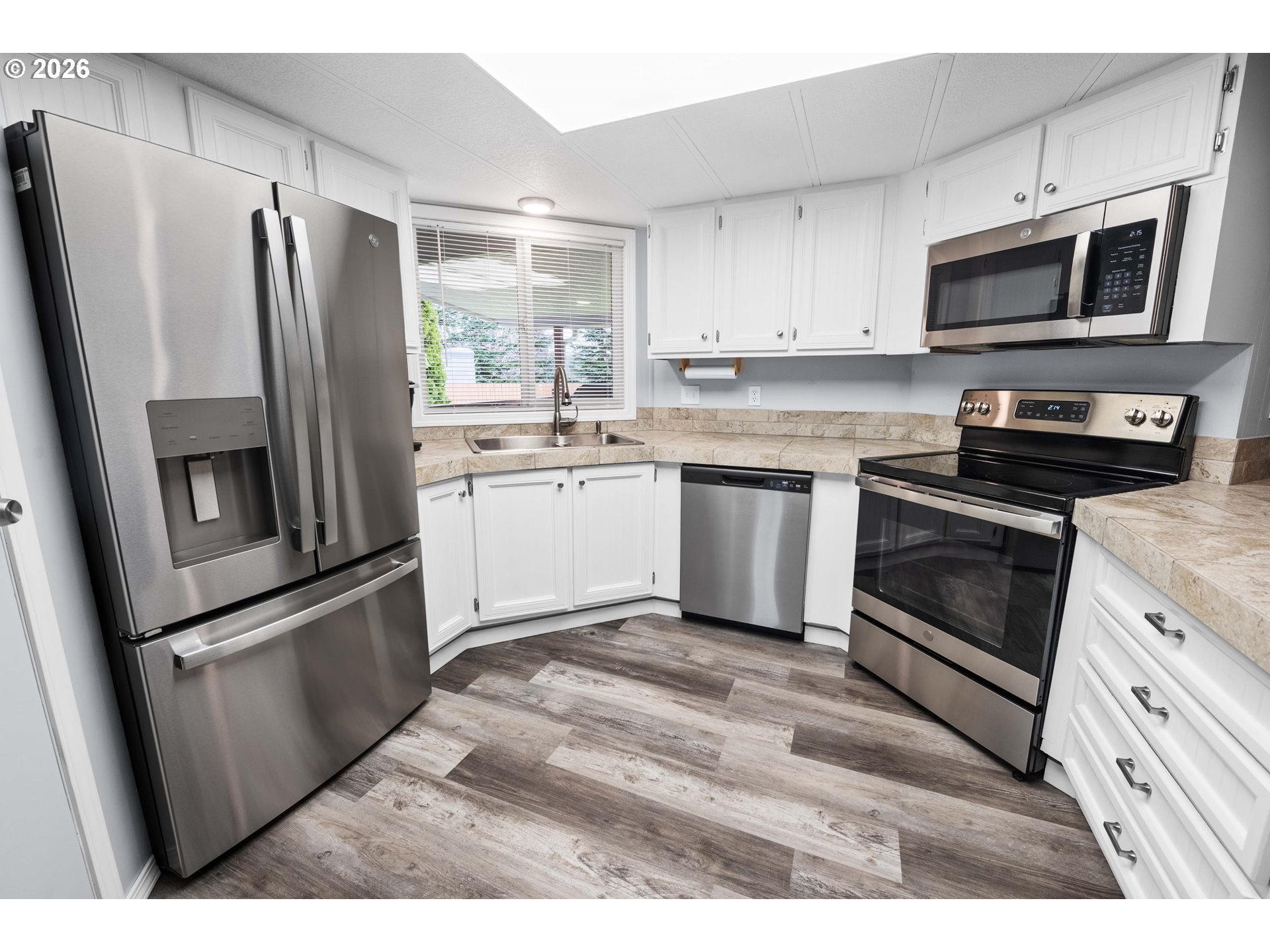 89695 Old Bog RD, Warrenton, OR, 97146