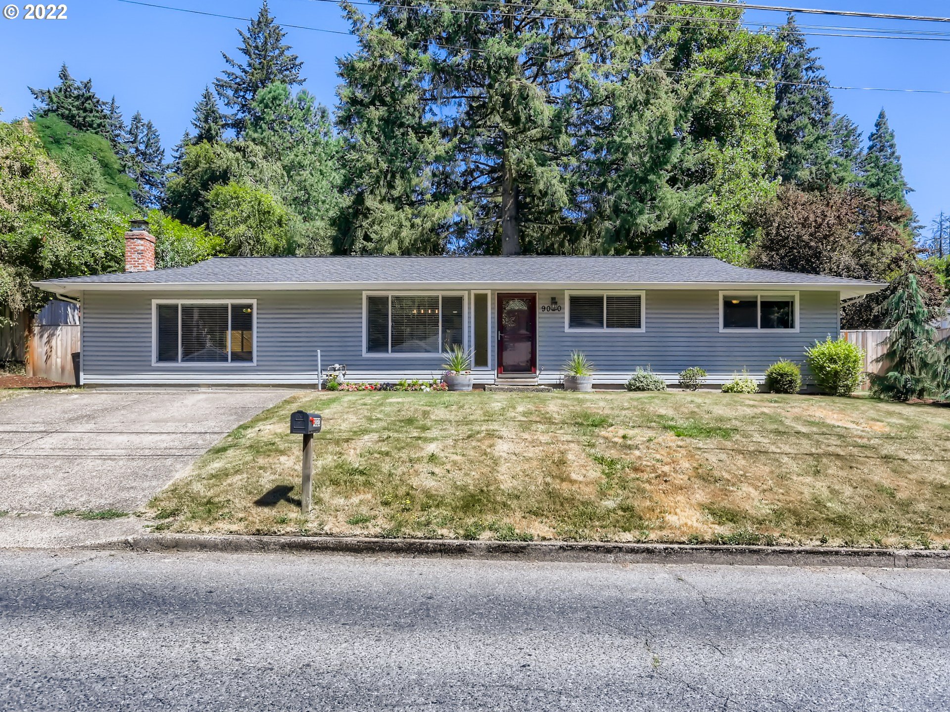 9020 SW 26TH AVE, Portland, OR 97219