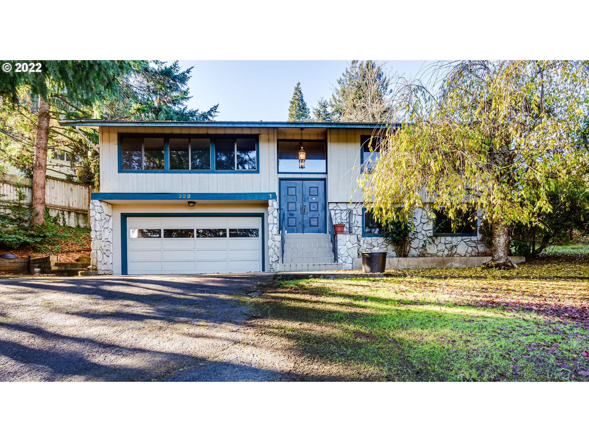 323 S 22ND ST, Cottage Grove, OR 97424