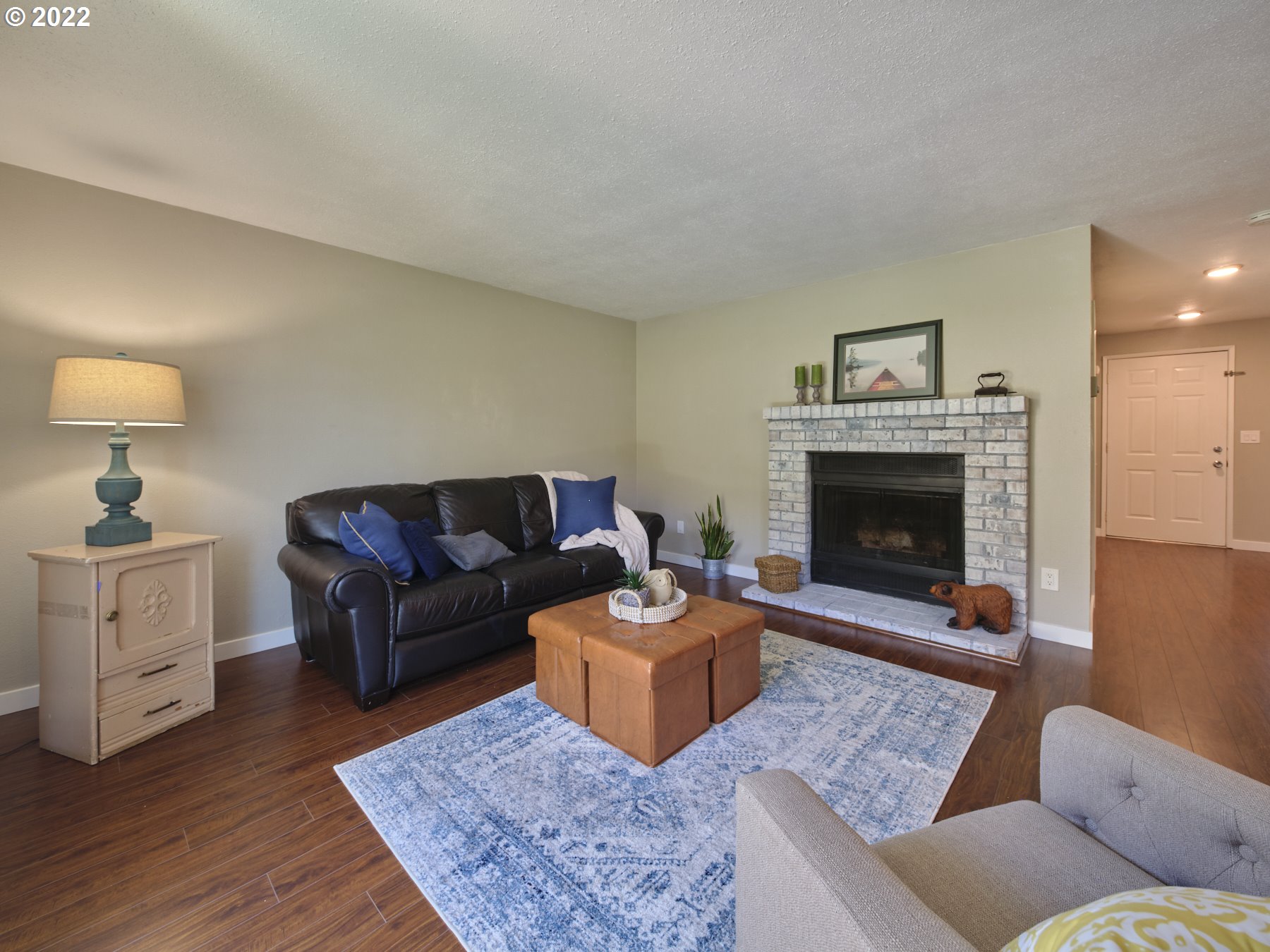 Photo #6: 22104529 Listing 