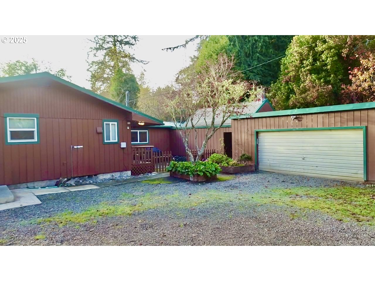 99268 WINCHUCK RIVER RD, Brookings, OR, 97415