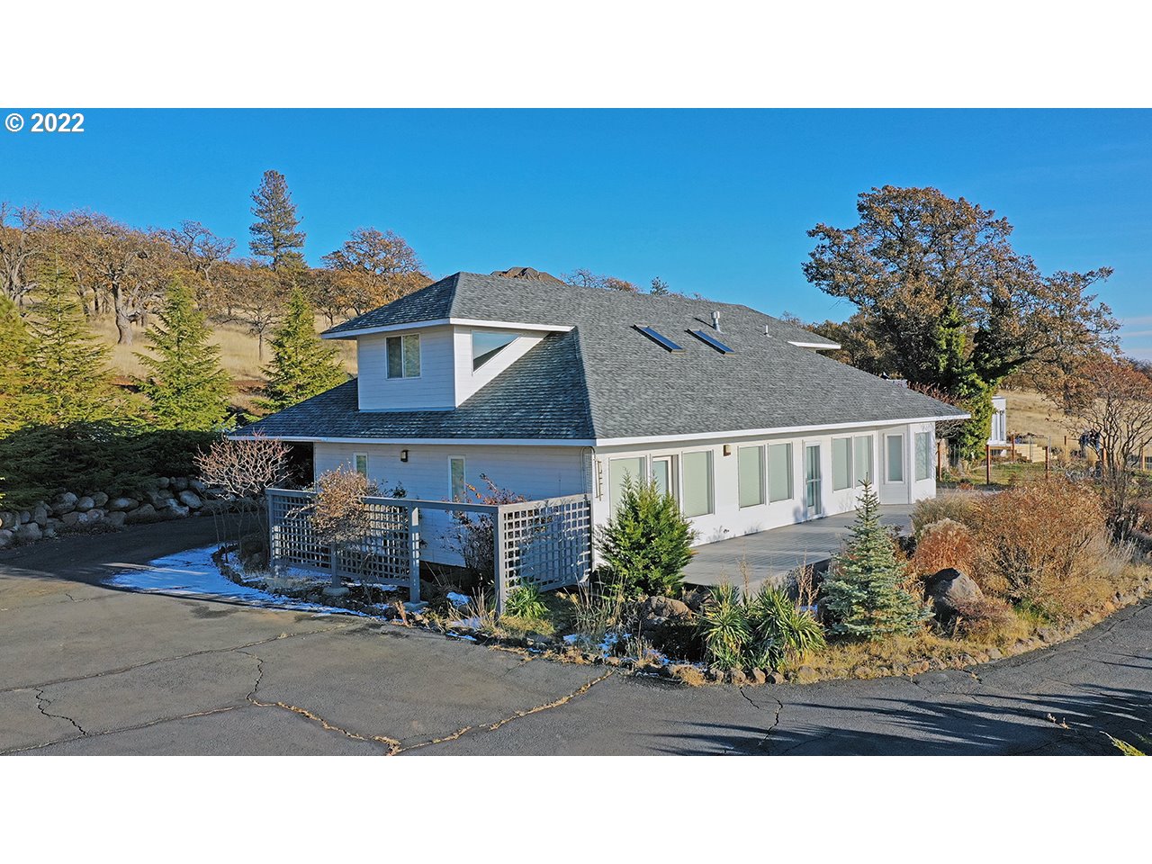 Coldwell Banker Cascade Real Estate Goldendale