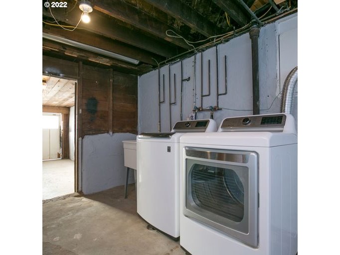 Laundry-basement