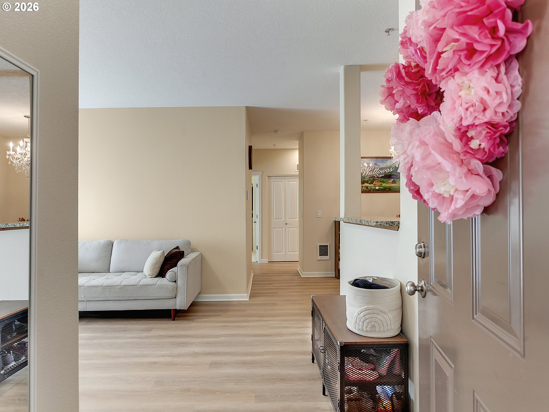 Photo #1: 221600916 Listing: Photo #1