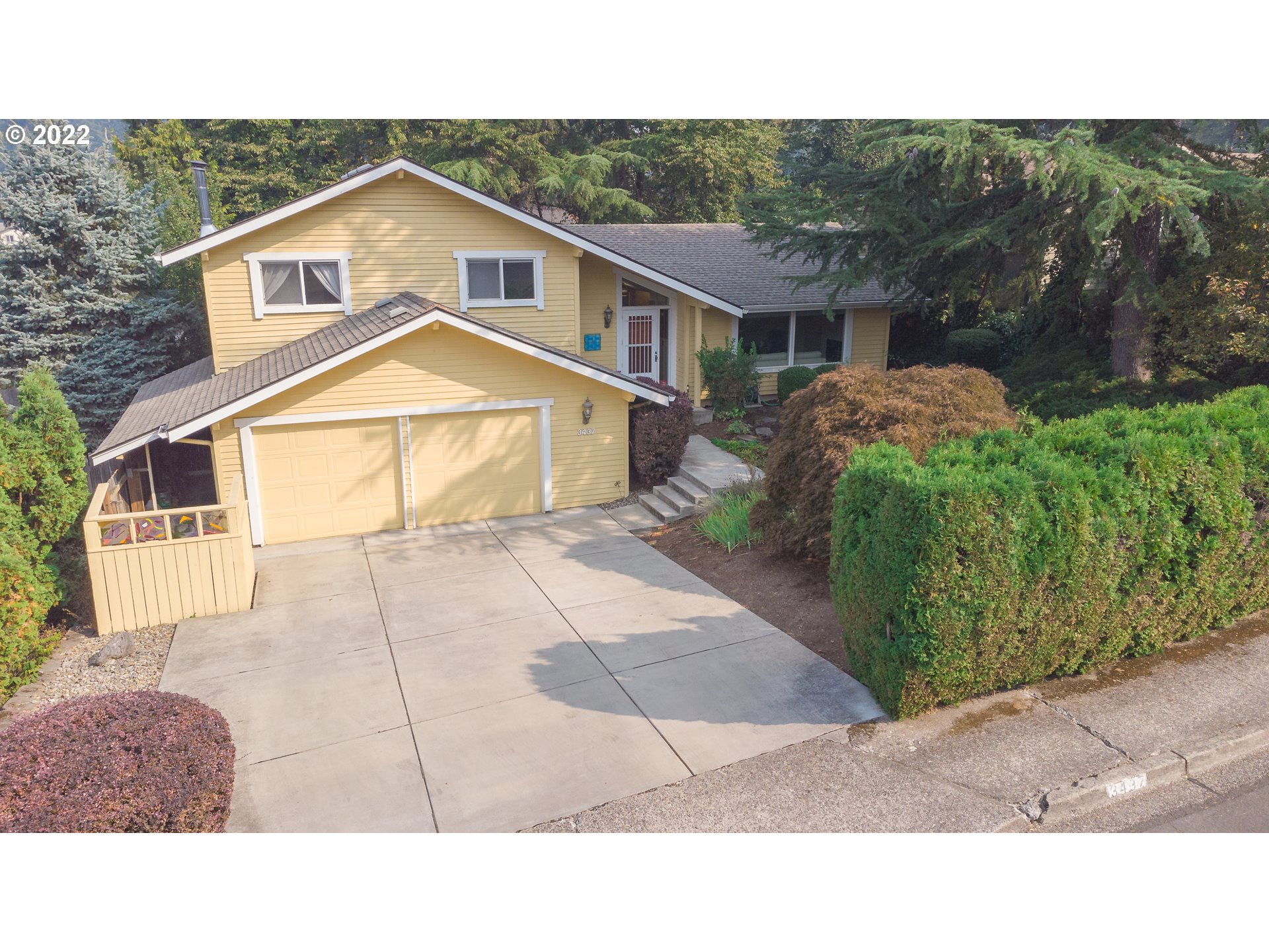 3437 Chaucer WAY, Eugene, OR 97405