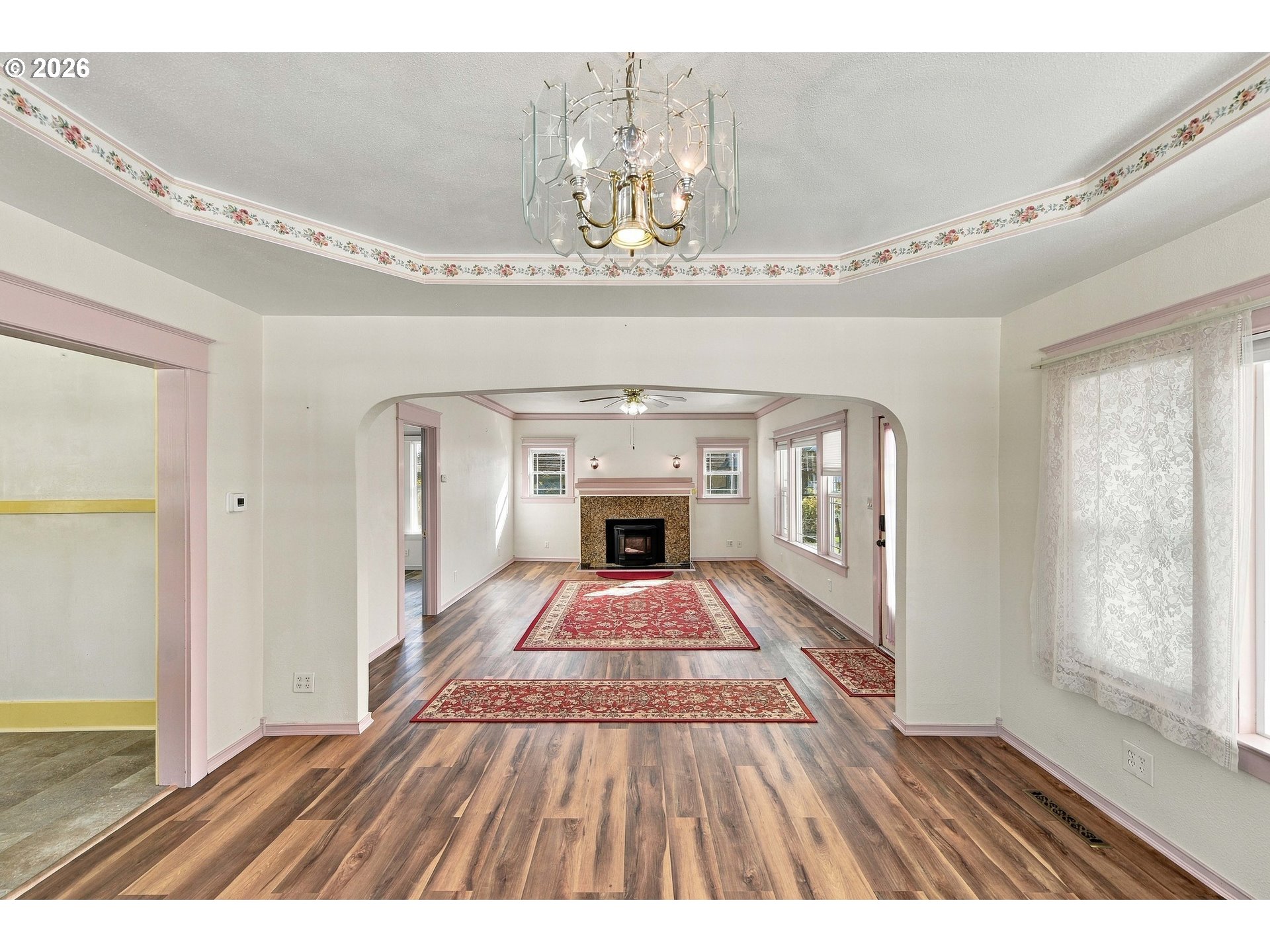1439 UNION AVE, North Bend, OR 97459