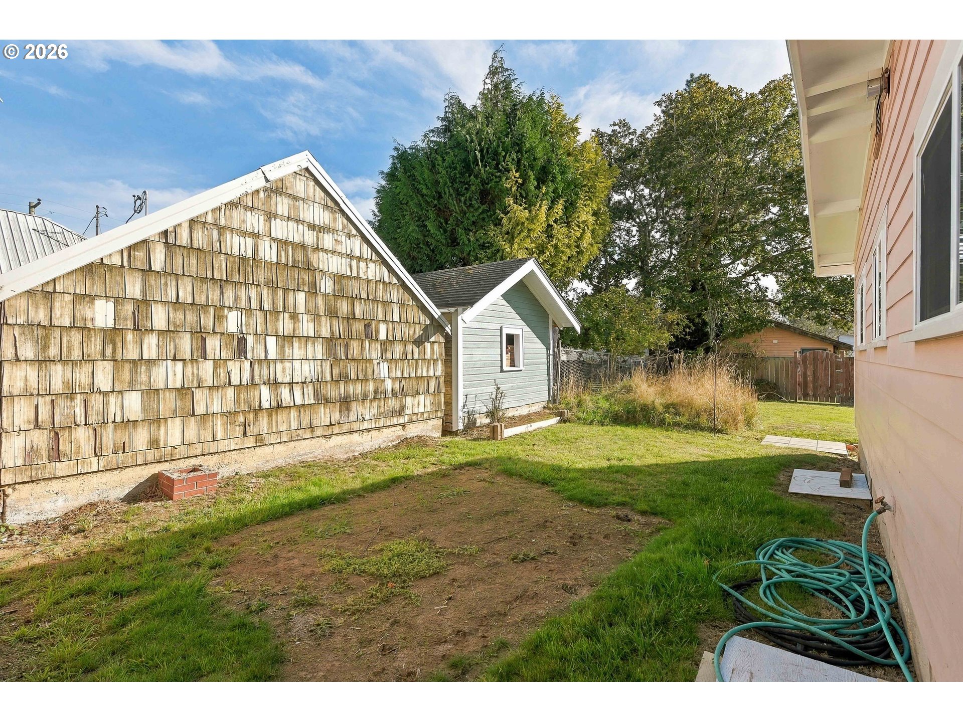 1439 UNION AVE, North Bend, OR 97459