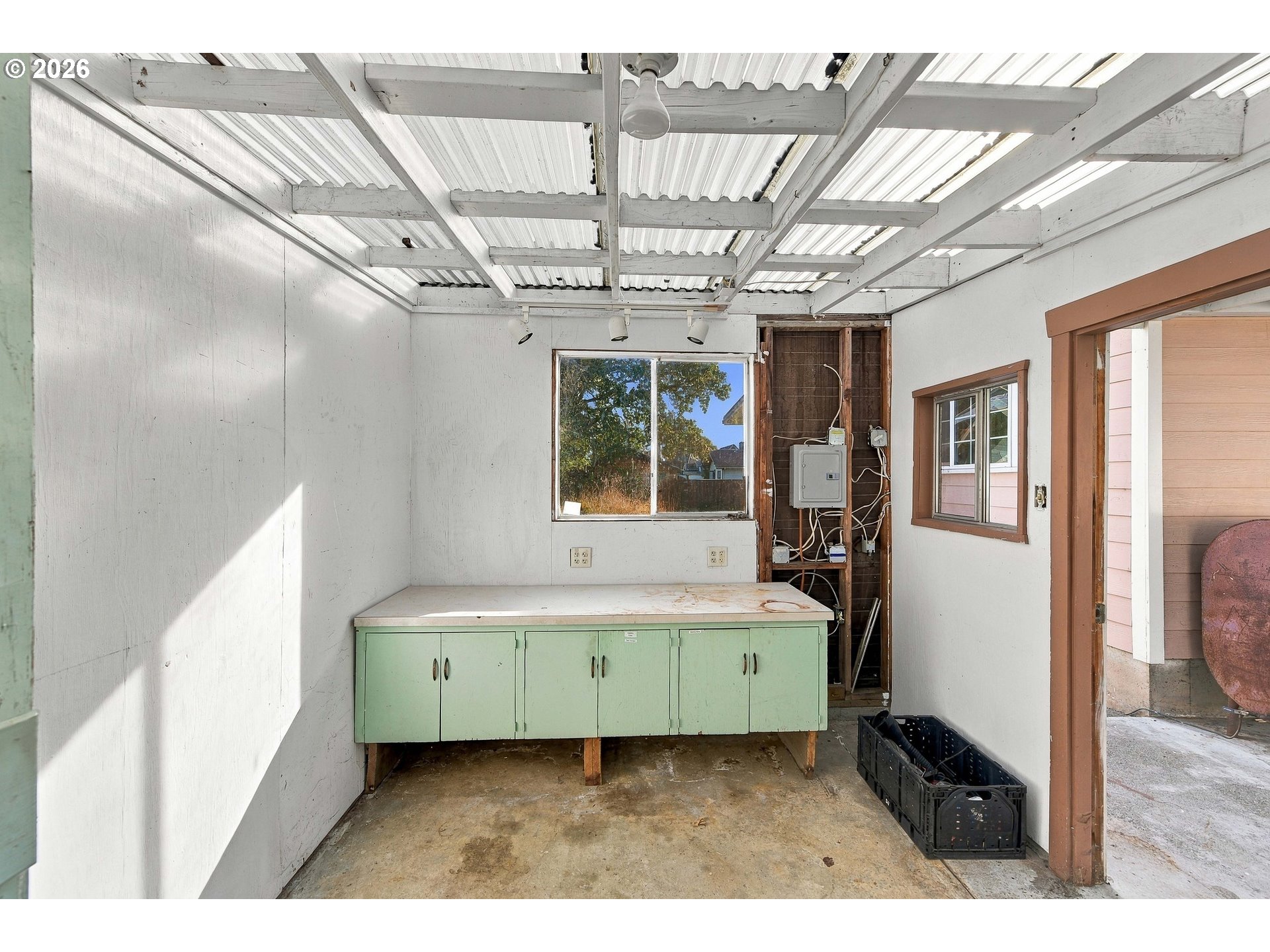 1439 UNION AVE, North Bend, OR 97459