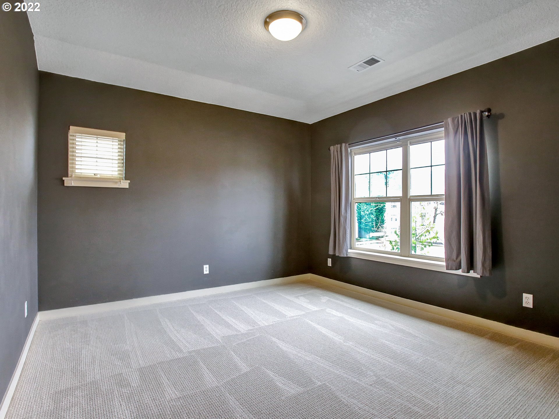 Photo #2: 22166160 Listing 