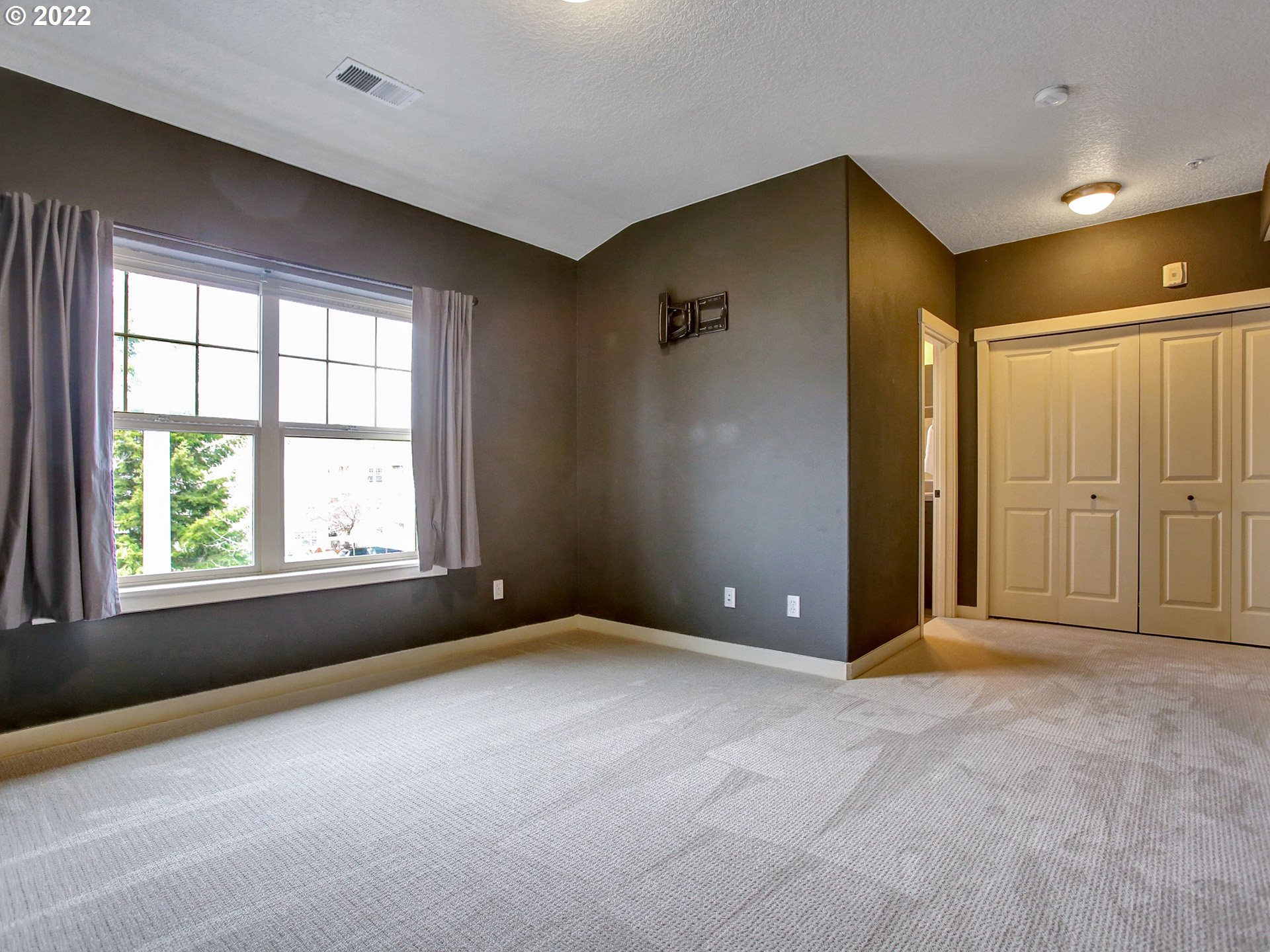 Photo #3: 22166160 Listing 