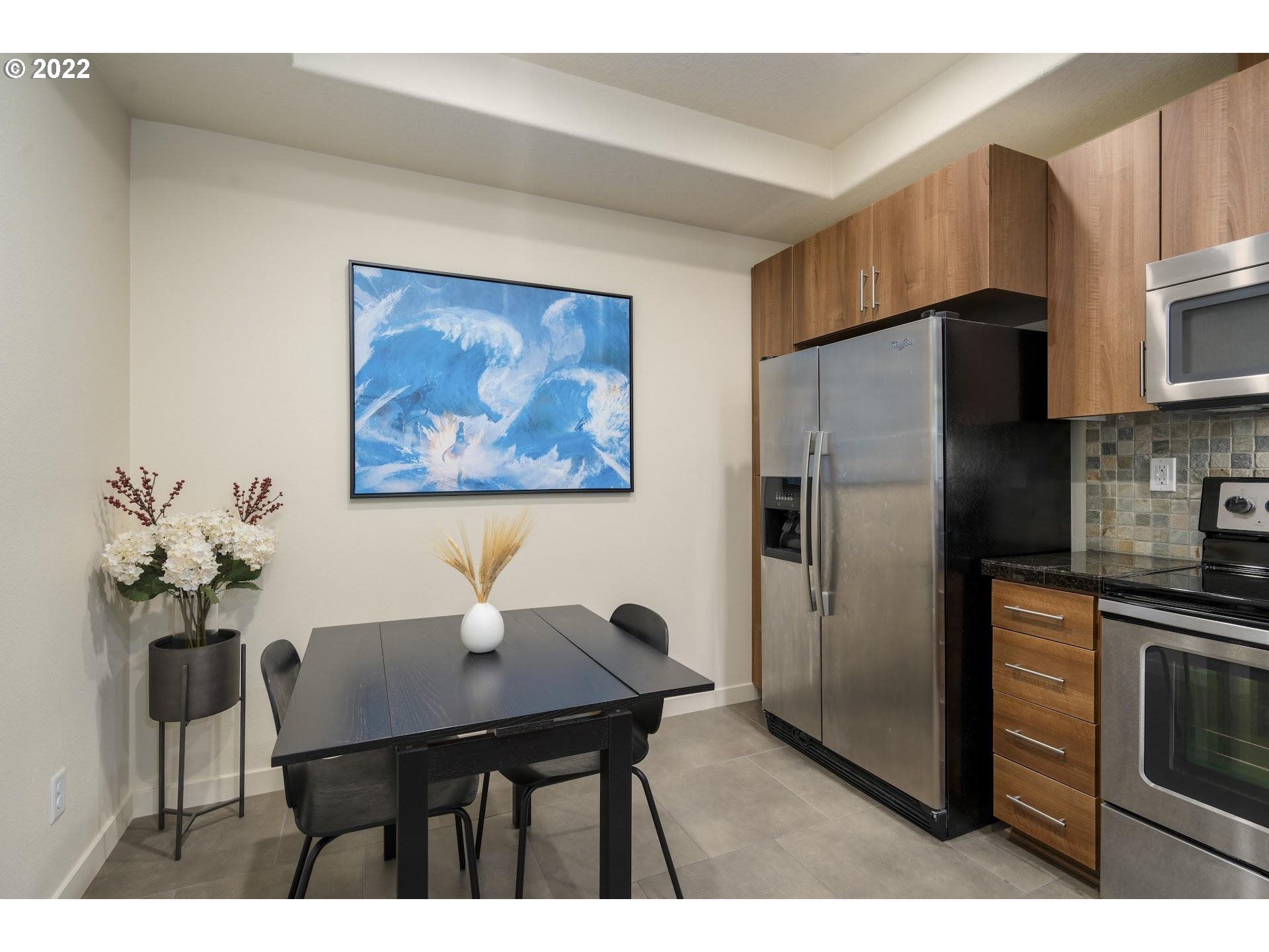 Photo #5: 22169604 Listing 