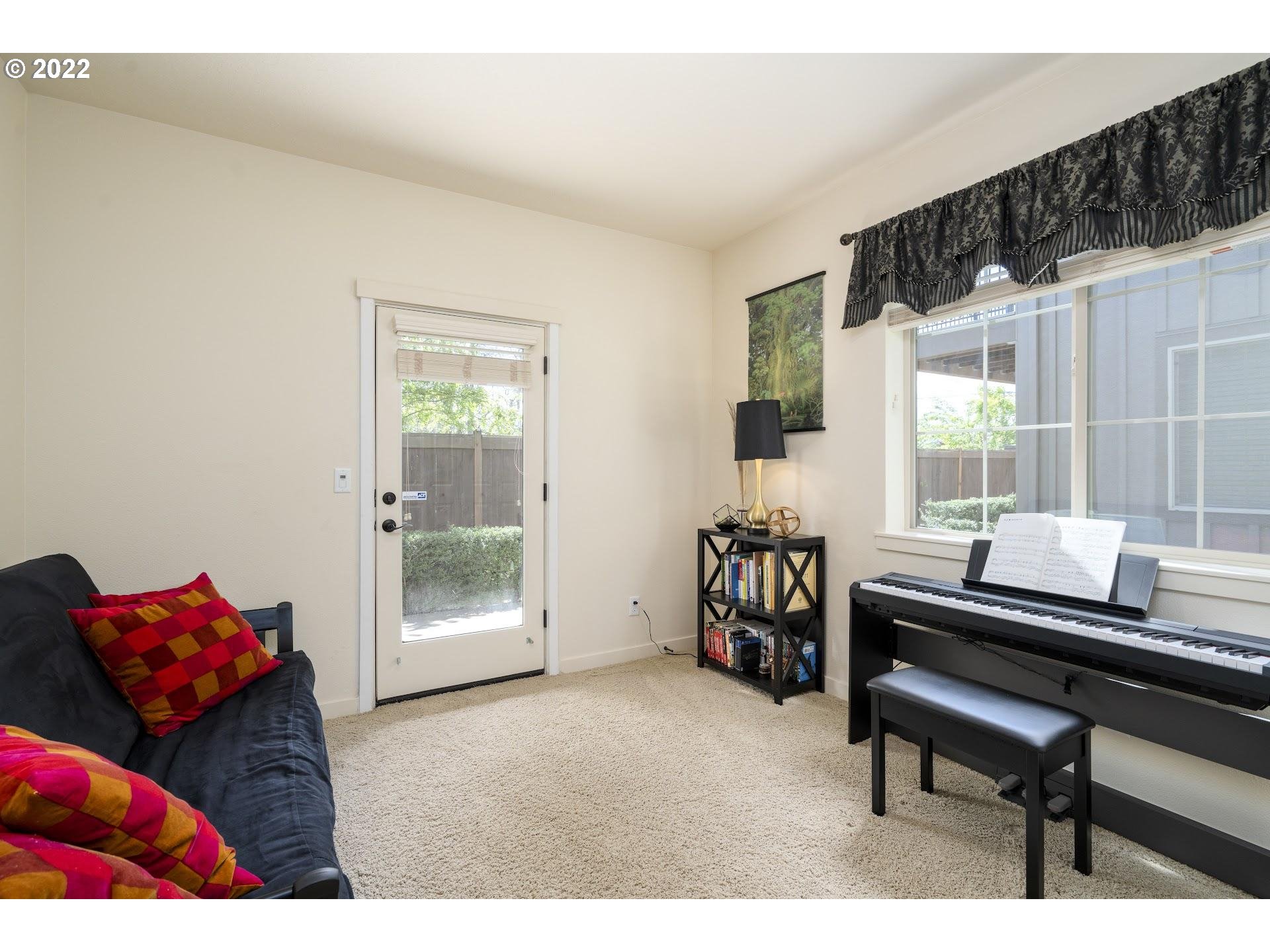 Photo #6: 22169604 Listing 