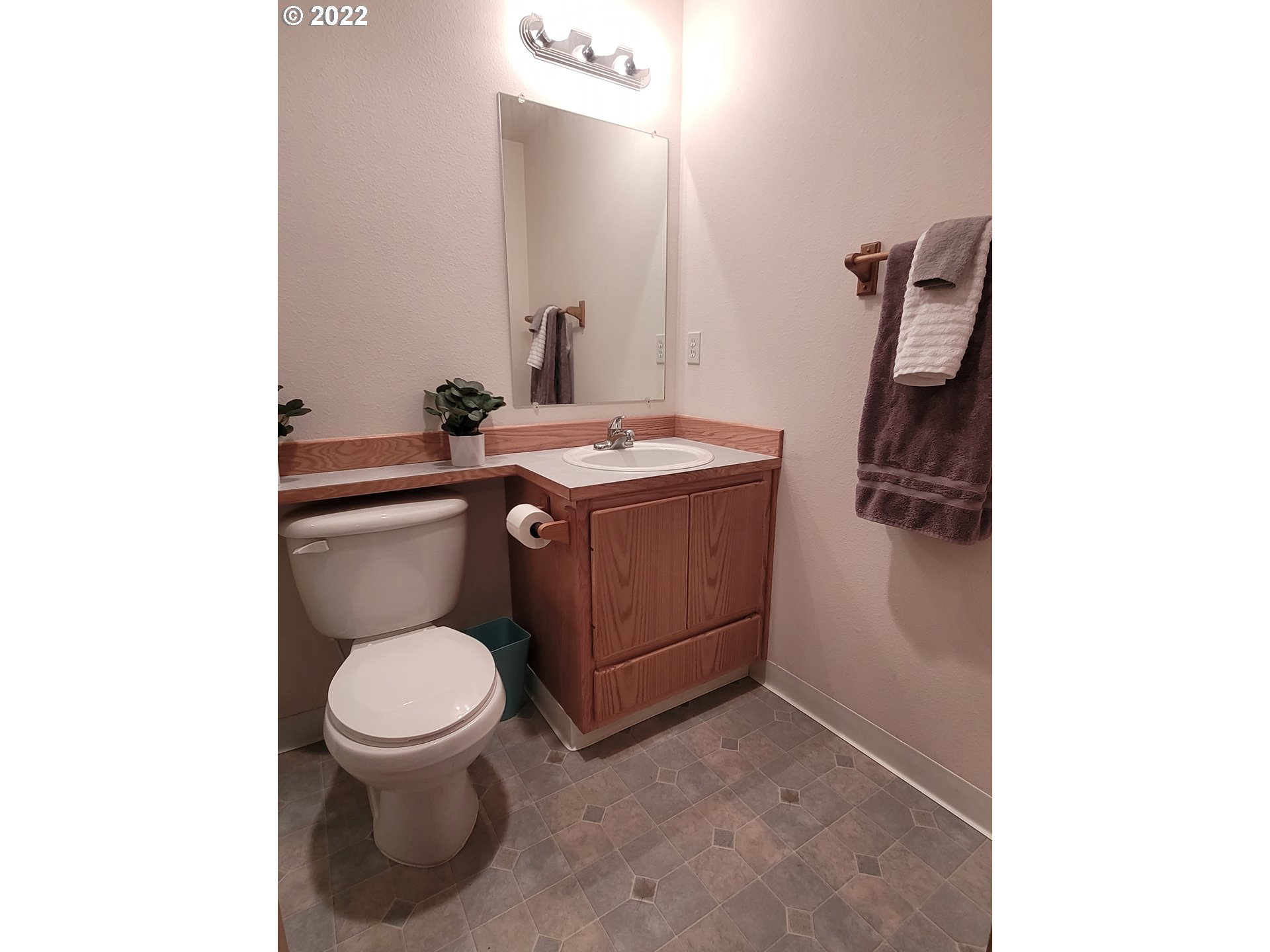 Owner's Suite Bathroom-Full Bathroom